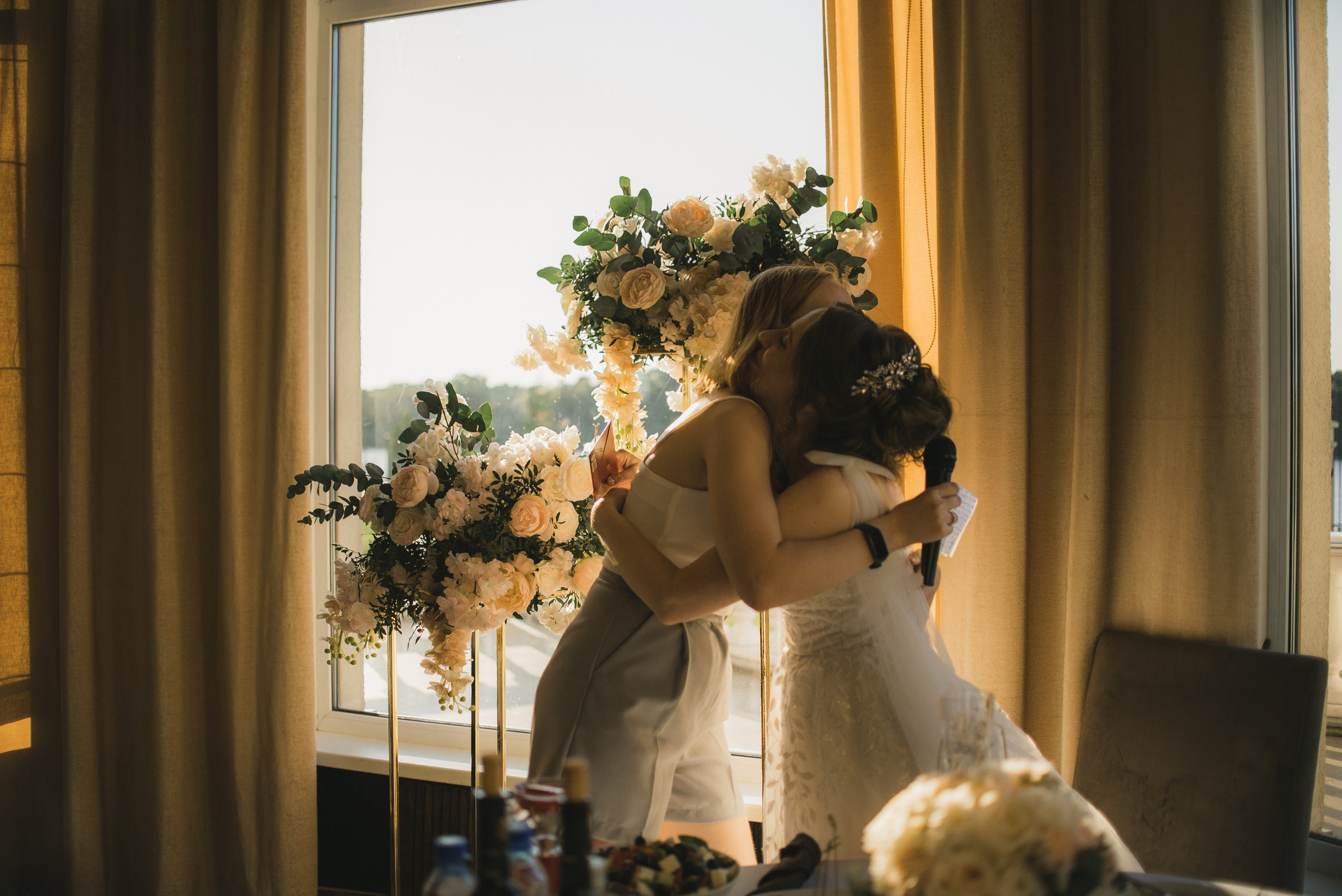 ведущая свадьбы dj саксофон