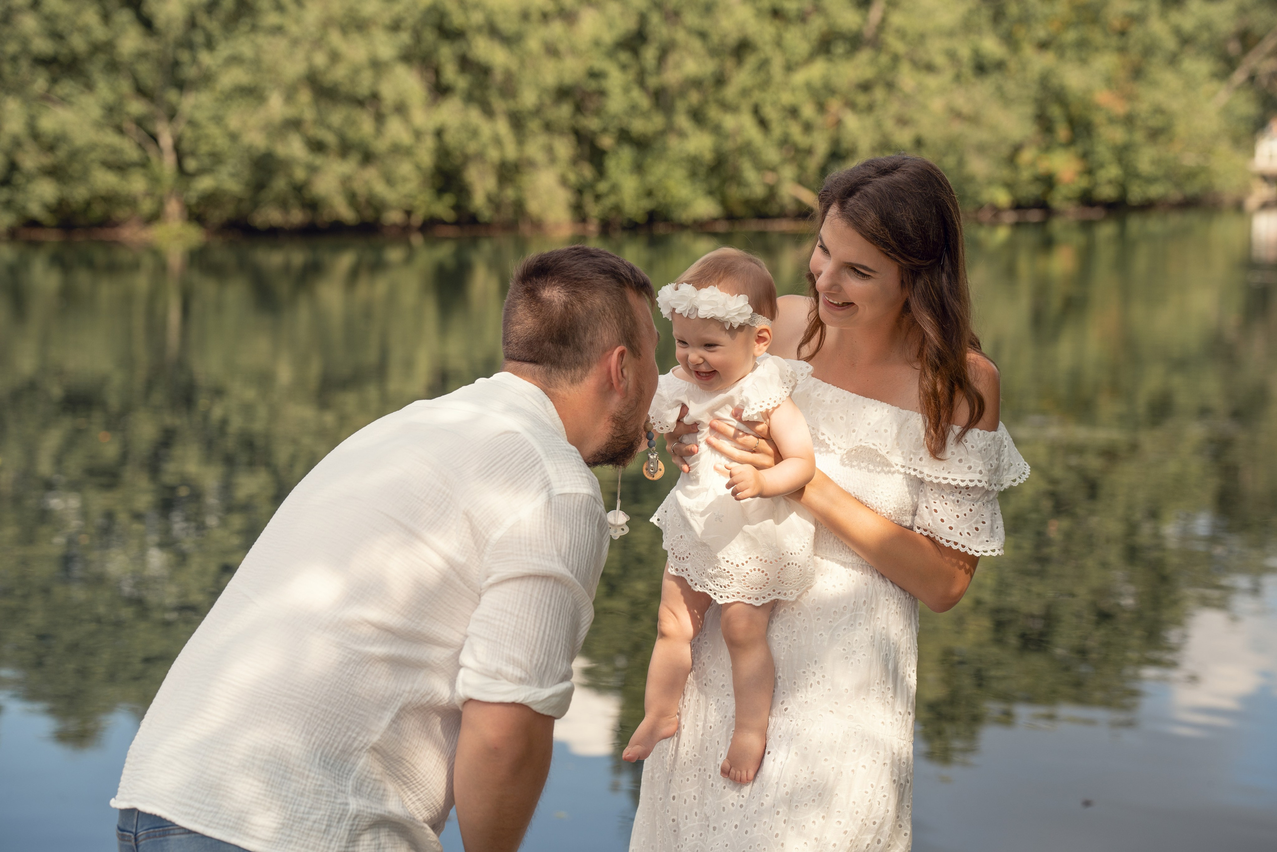 Прогулочная семейная фотосессия