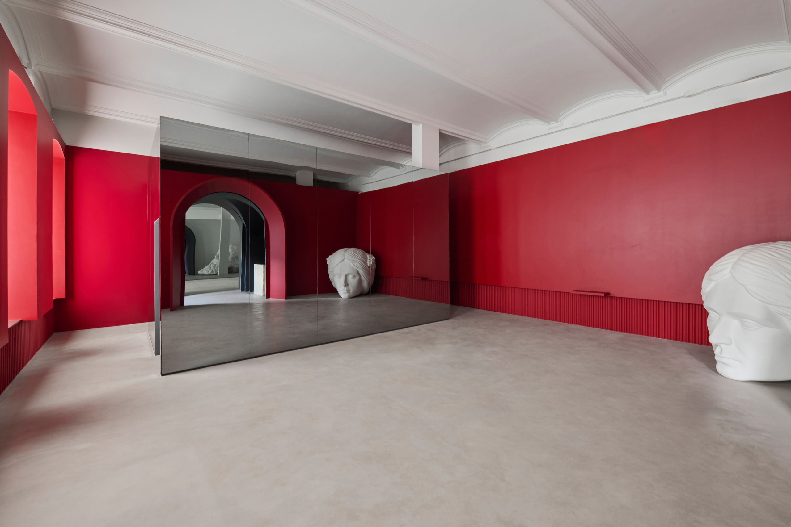 Дом с Атлантами. Фотограф для дизайнеров, застройщиков и бизнеса — интерьеры и архитектура — Свободный Роман в Москве и по России