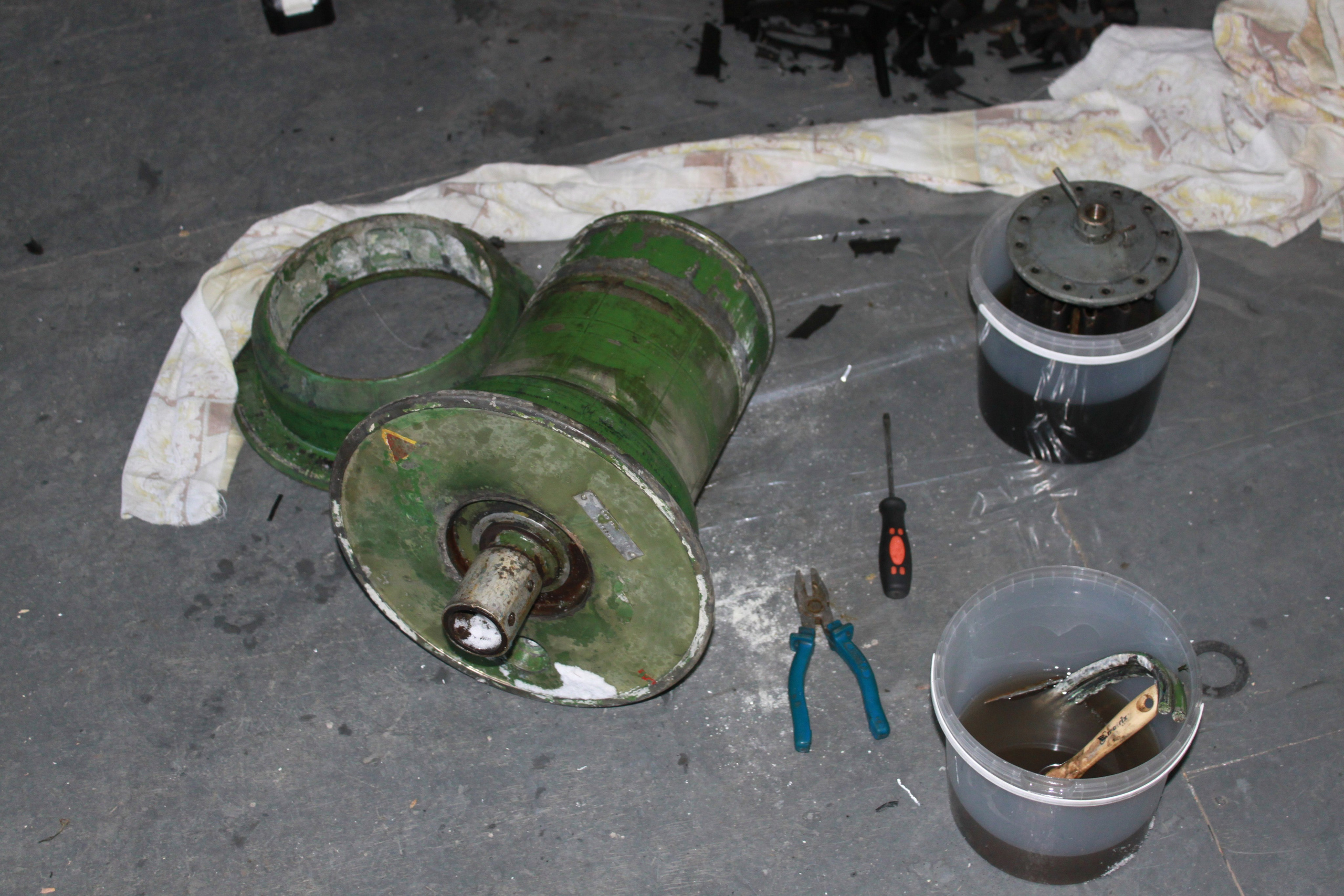 Ил-14Т «Голубая Мечта» работы в Тушино (2011 г.). Фотоальбом показывающий увлекательный мир авиации и мир медведей Андрея Иванова