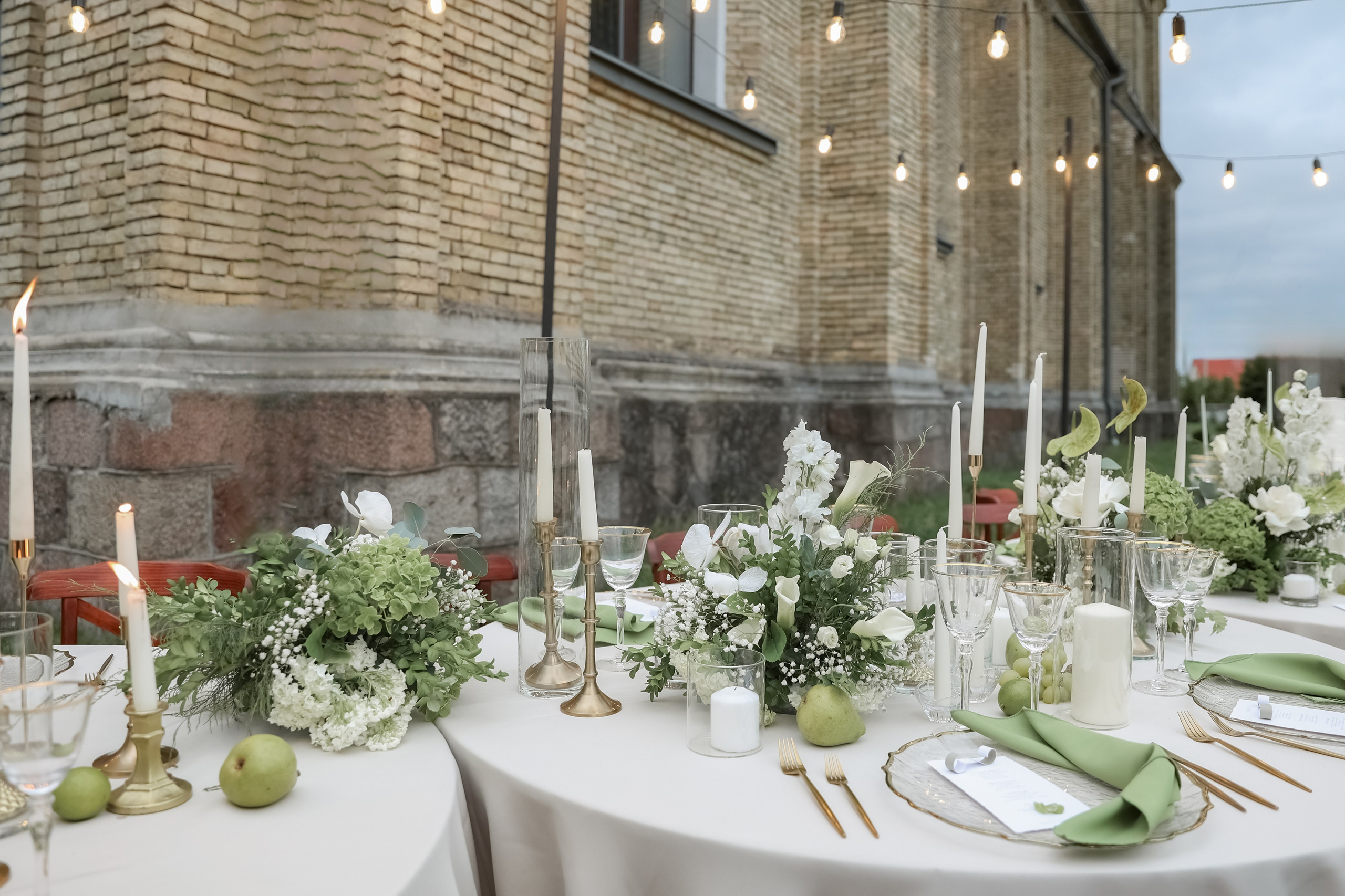 Кирилл и Виктория. Свадебные фотограф и видеограф в Минске Голдосовы Марина и Вадим