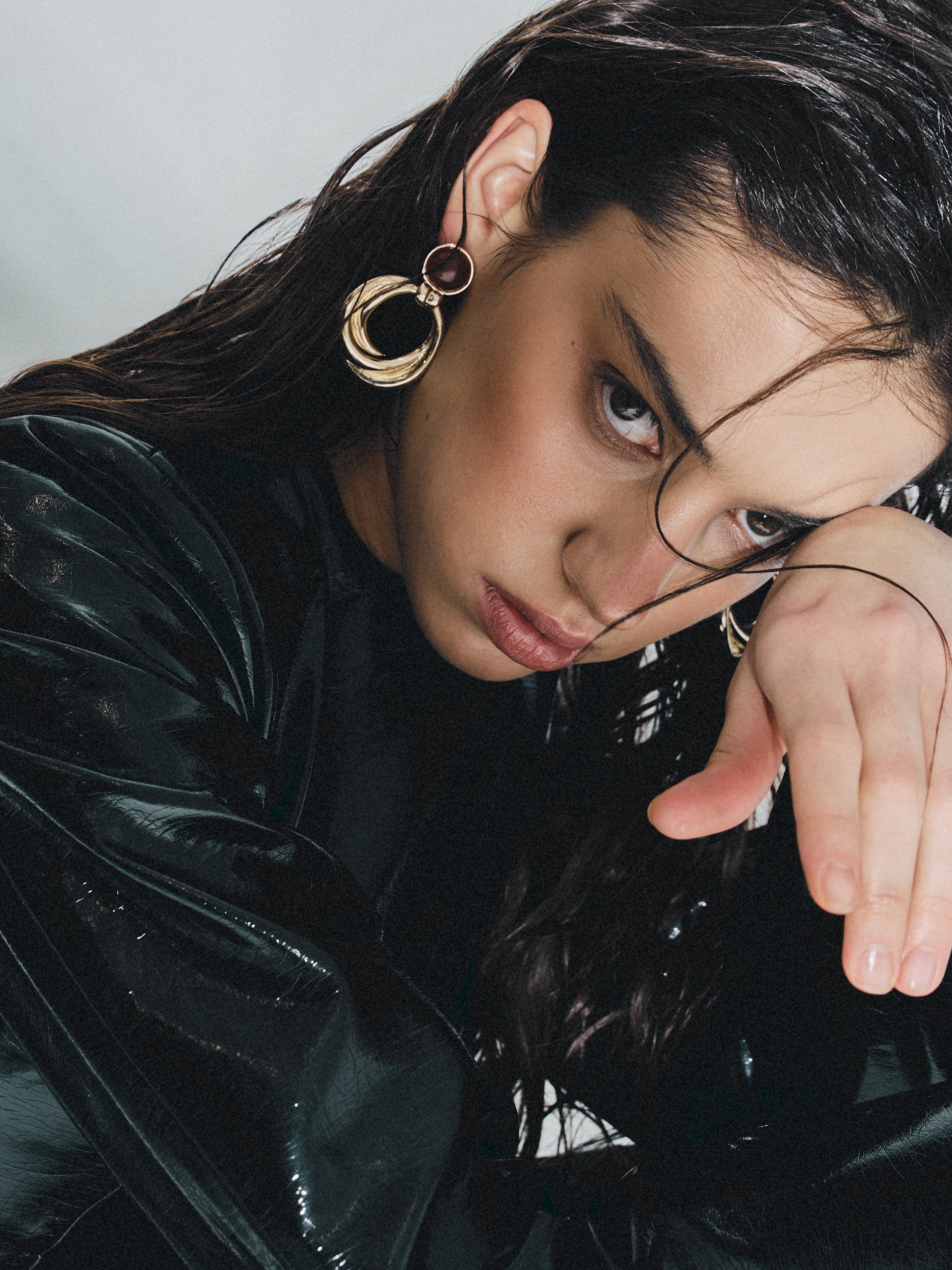 5. Фотосъемки одежды и аксессуаров для Wildberries, Ozon