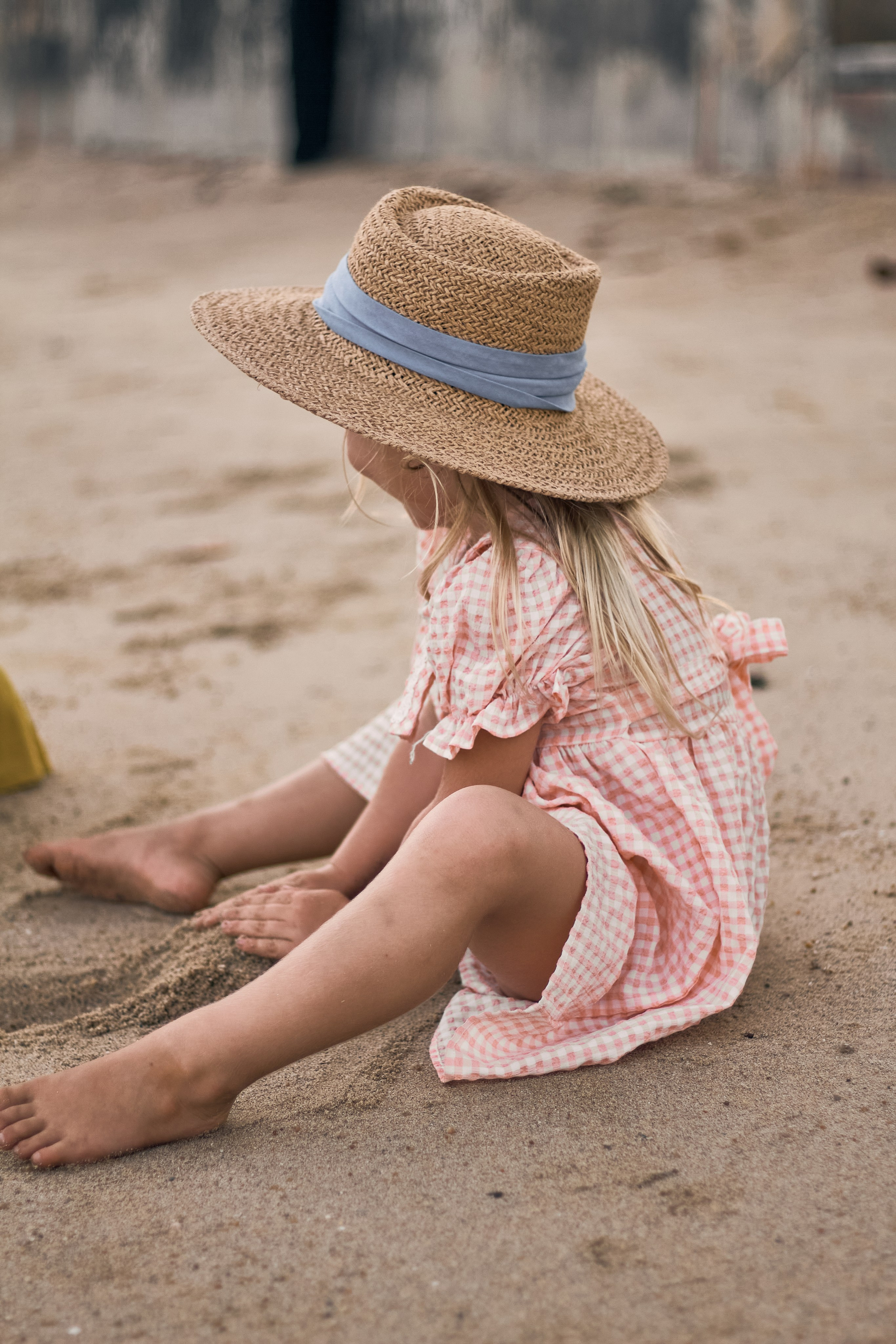 Вечерняя прогулка по пляжу с Джерри. Портретный фотограф Санкт-Петербург