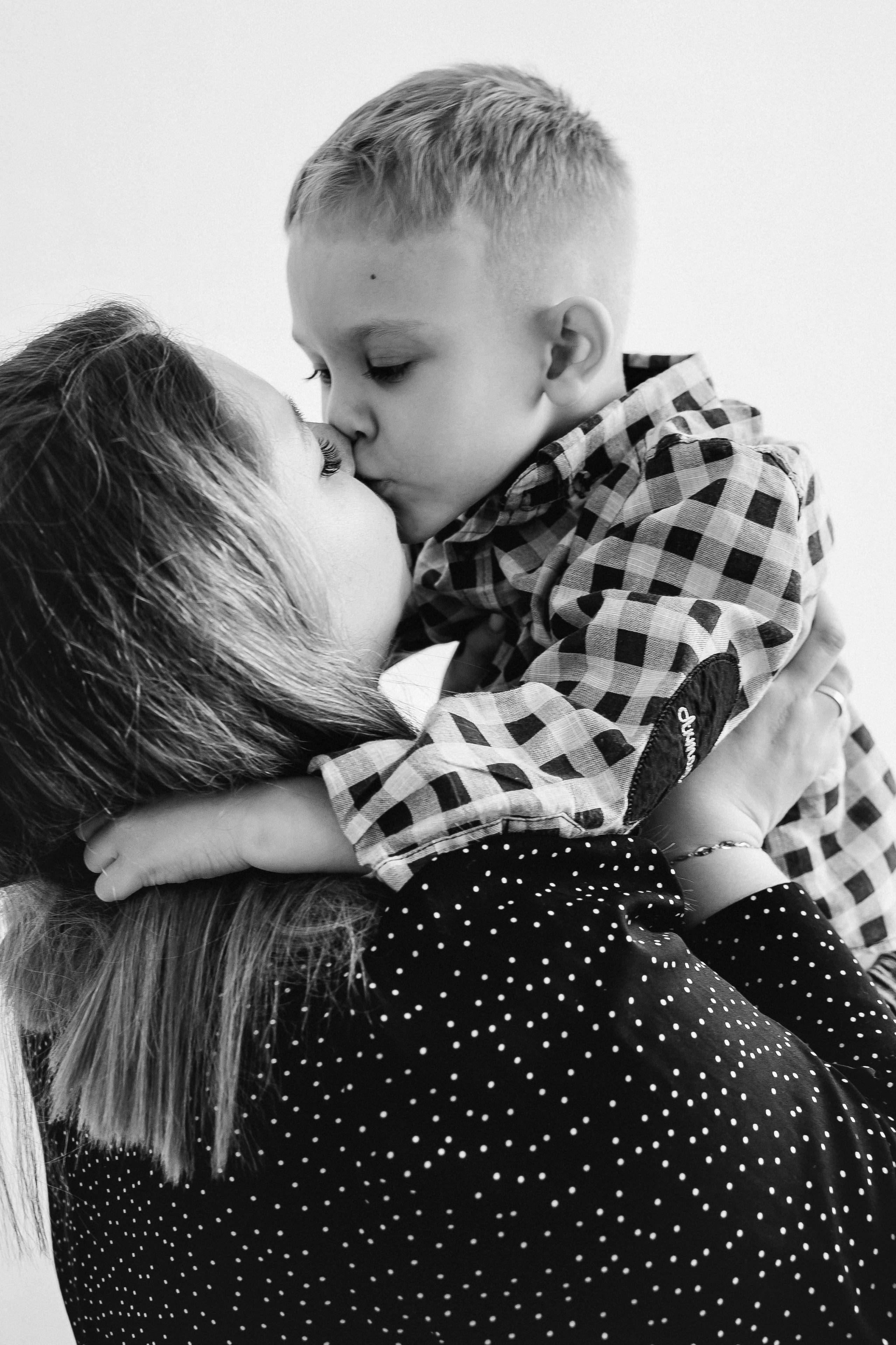 Вдвоём хорошо, но втроём. Моменты и истории о вас настоящих