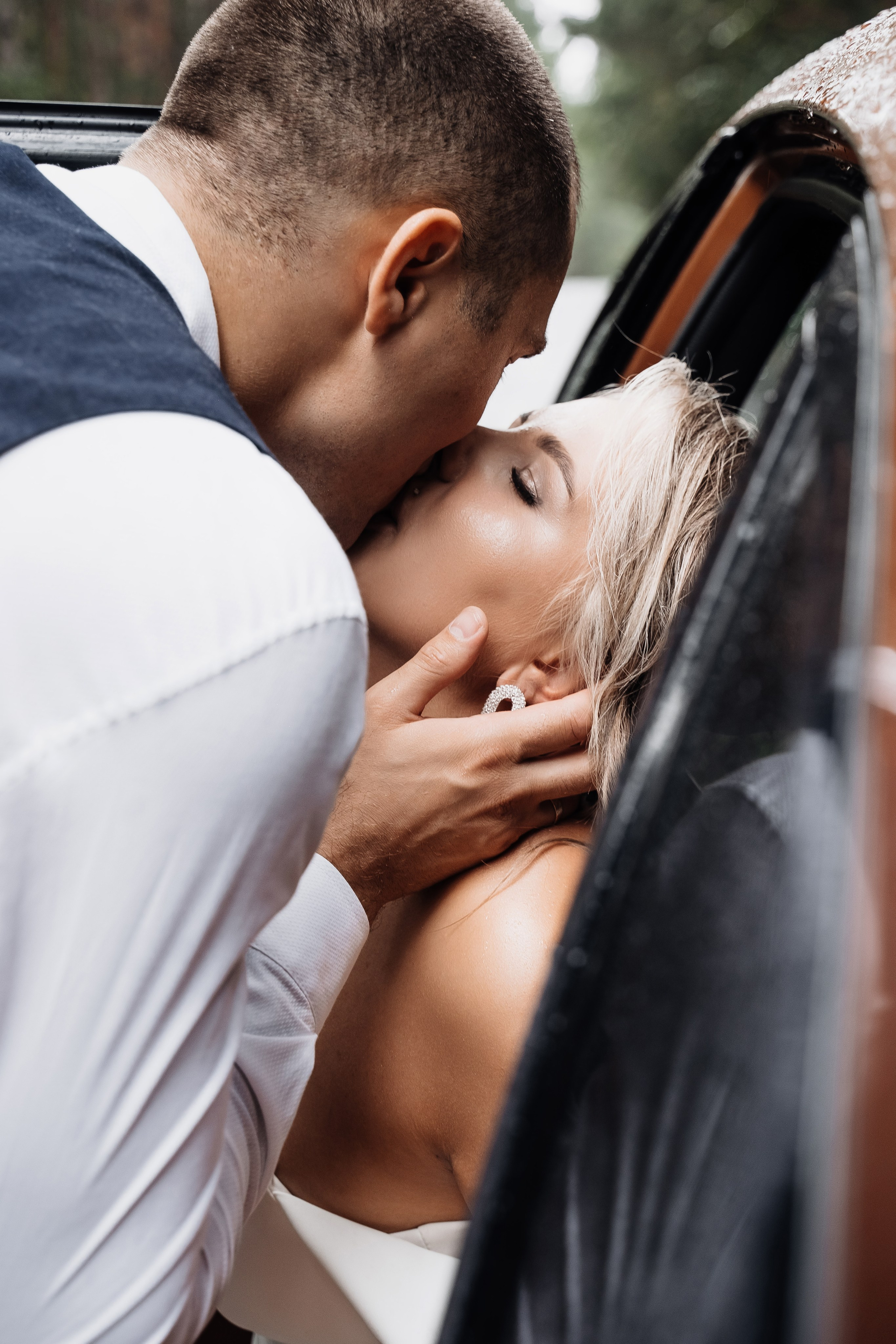 Илья + Лена. Моменты и истории о вас настоящих