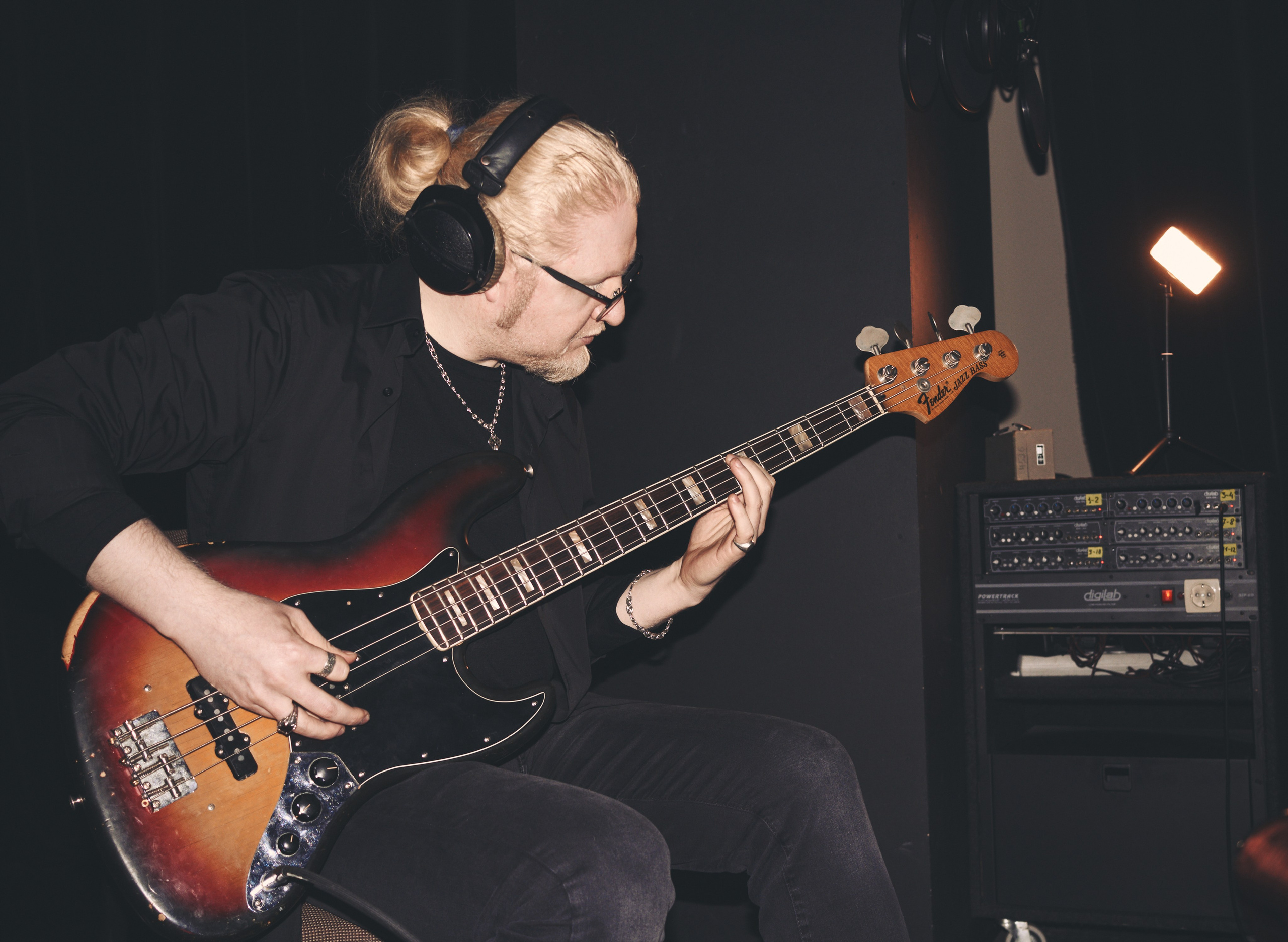 Голова Муэссы/Параметрика — Запись Ретроградного Меркурия. Фотография для артистов