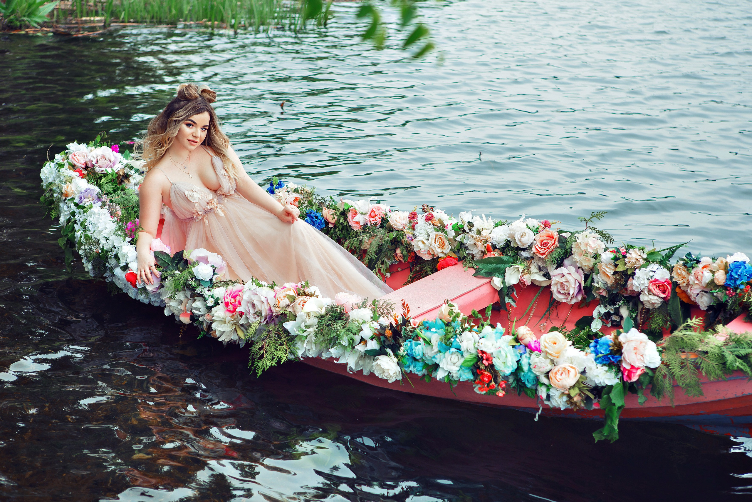 Цветочная Лодка. Свадебный и портретный Фотограф в Липецке Дмитрий Котюков