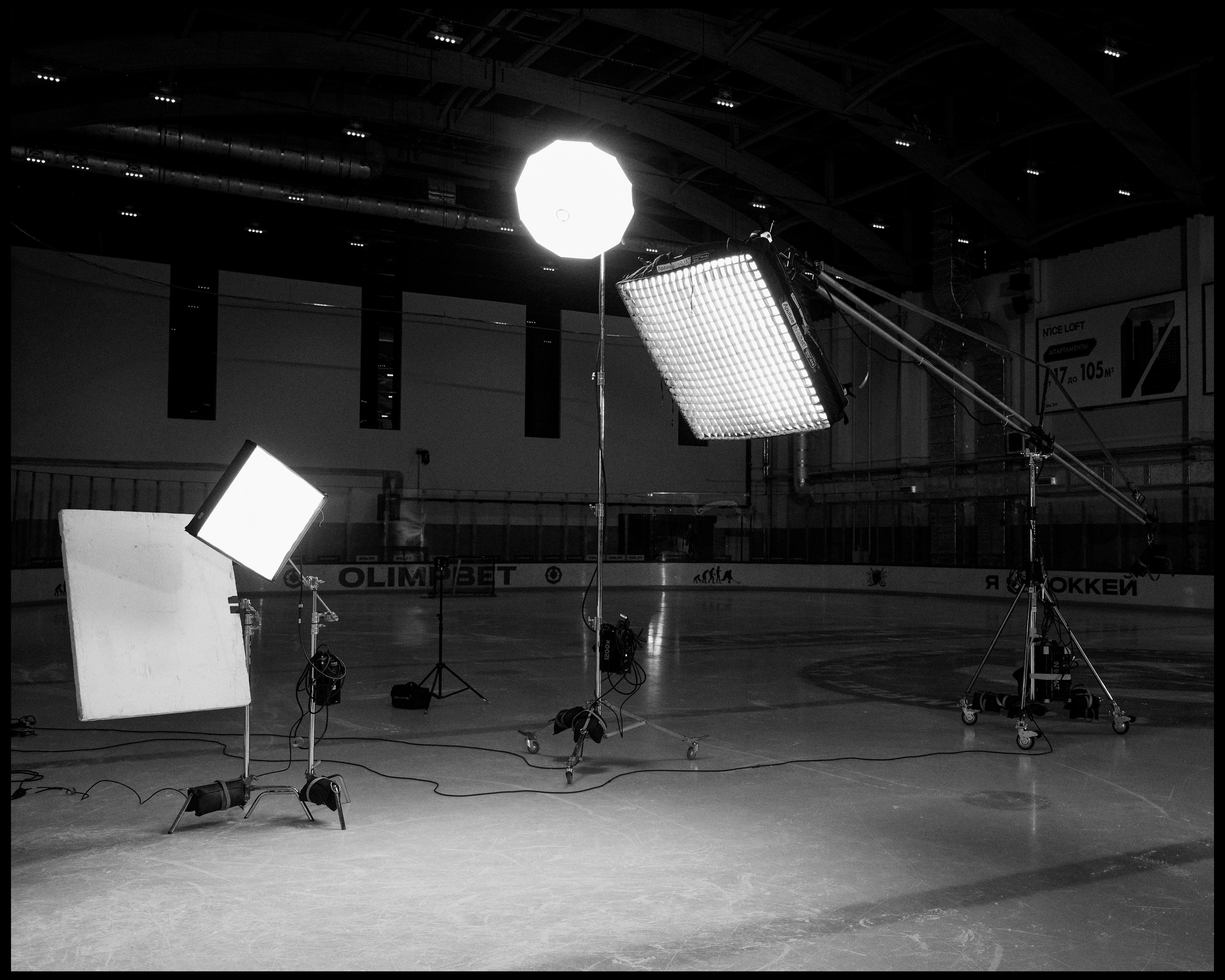 NICE LOFT. ANNA — PHOTOGRAPHER