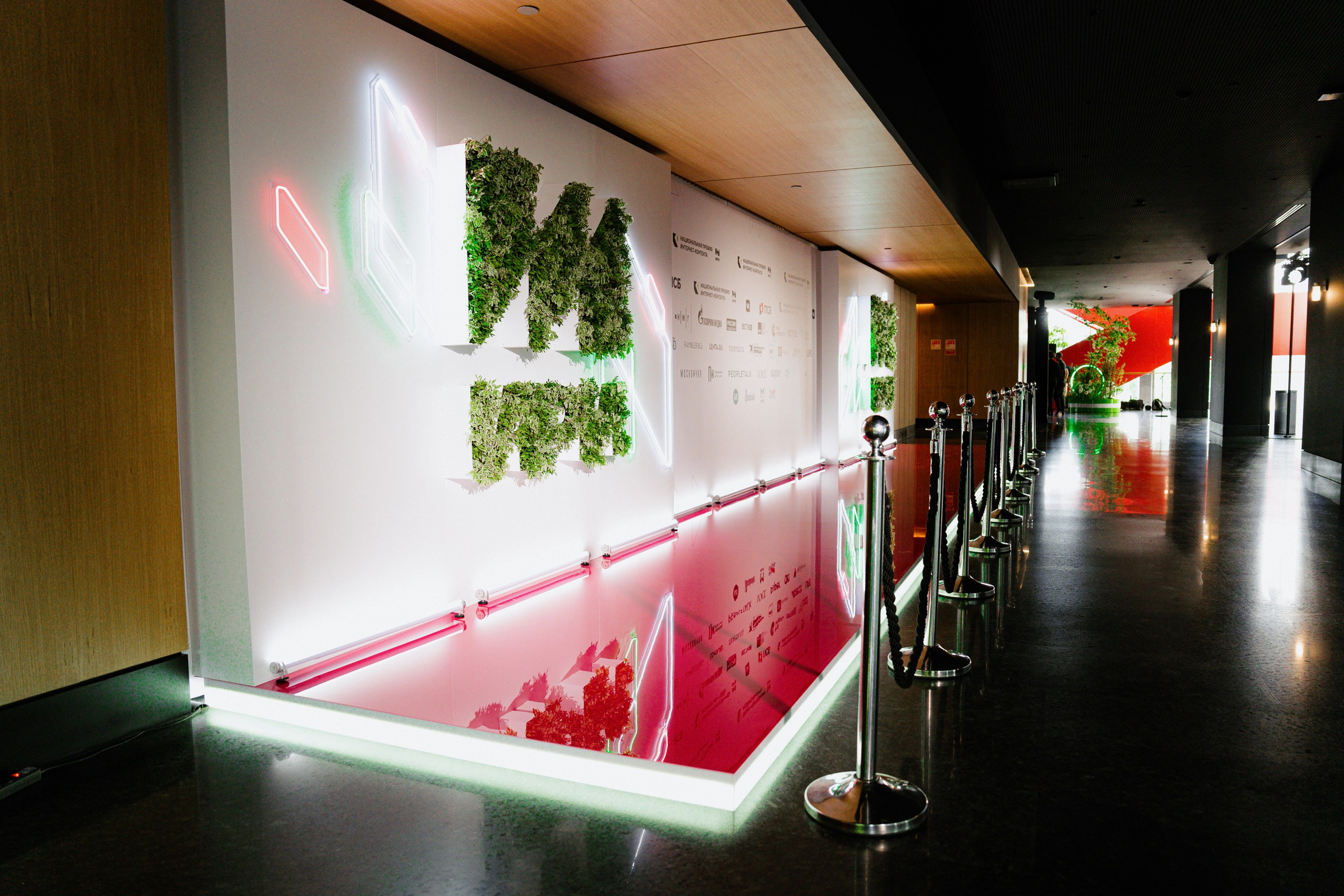 Национальная премия интернет-контента ИРИ. Костя Жуков — фотограф в Москве