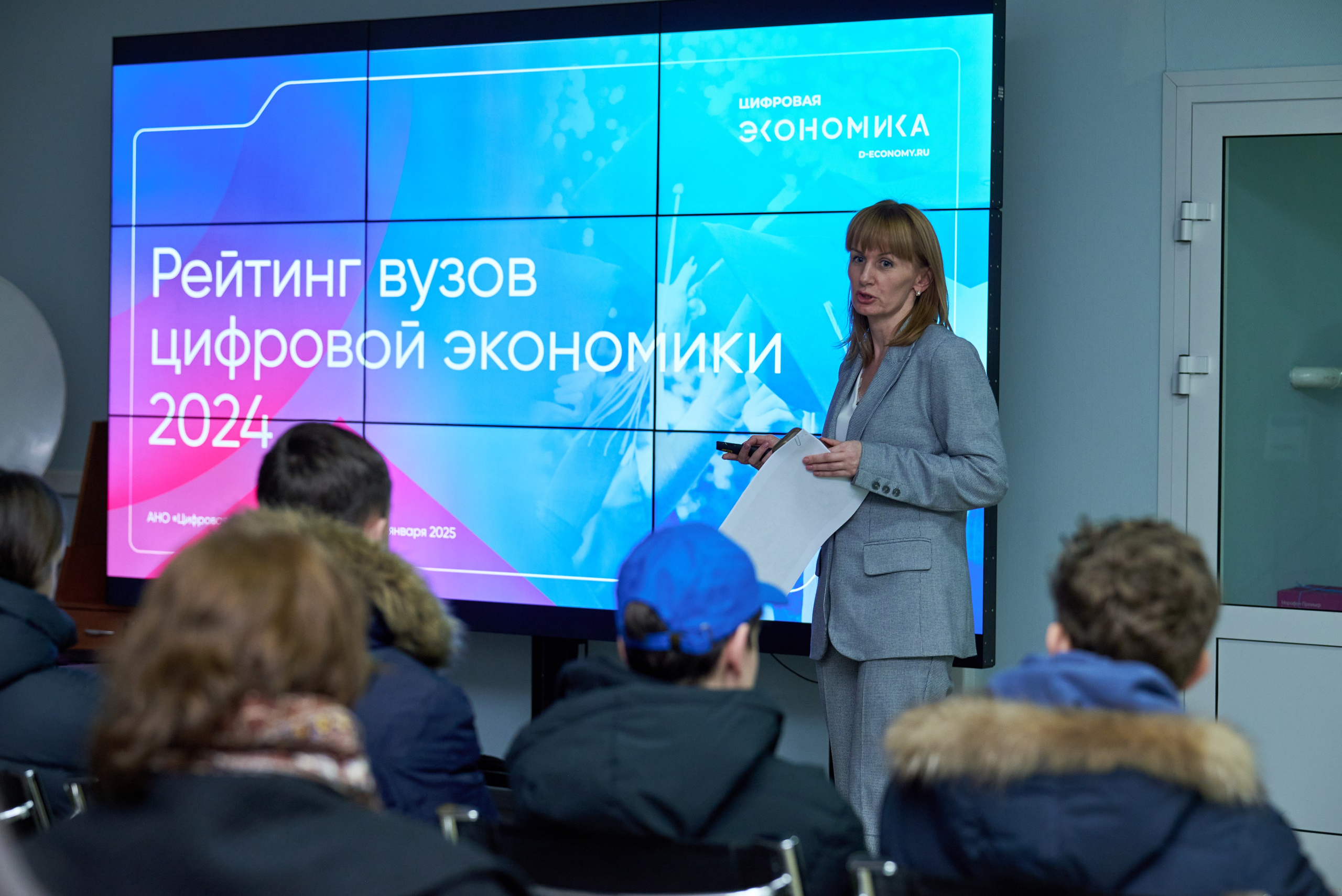 Экскурсия в «Газпром Космические системы». Фотограф Щёлково