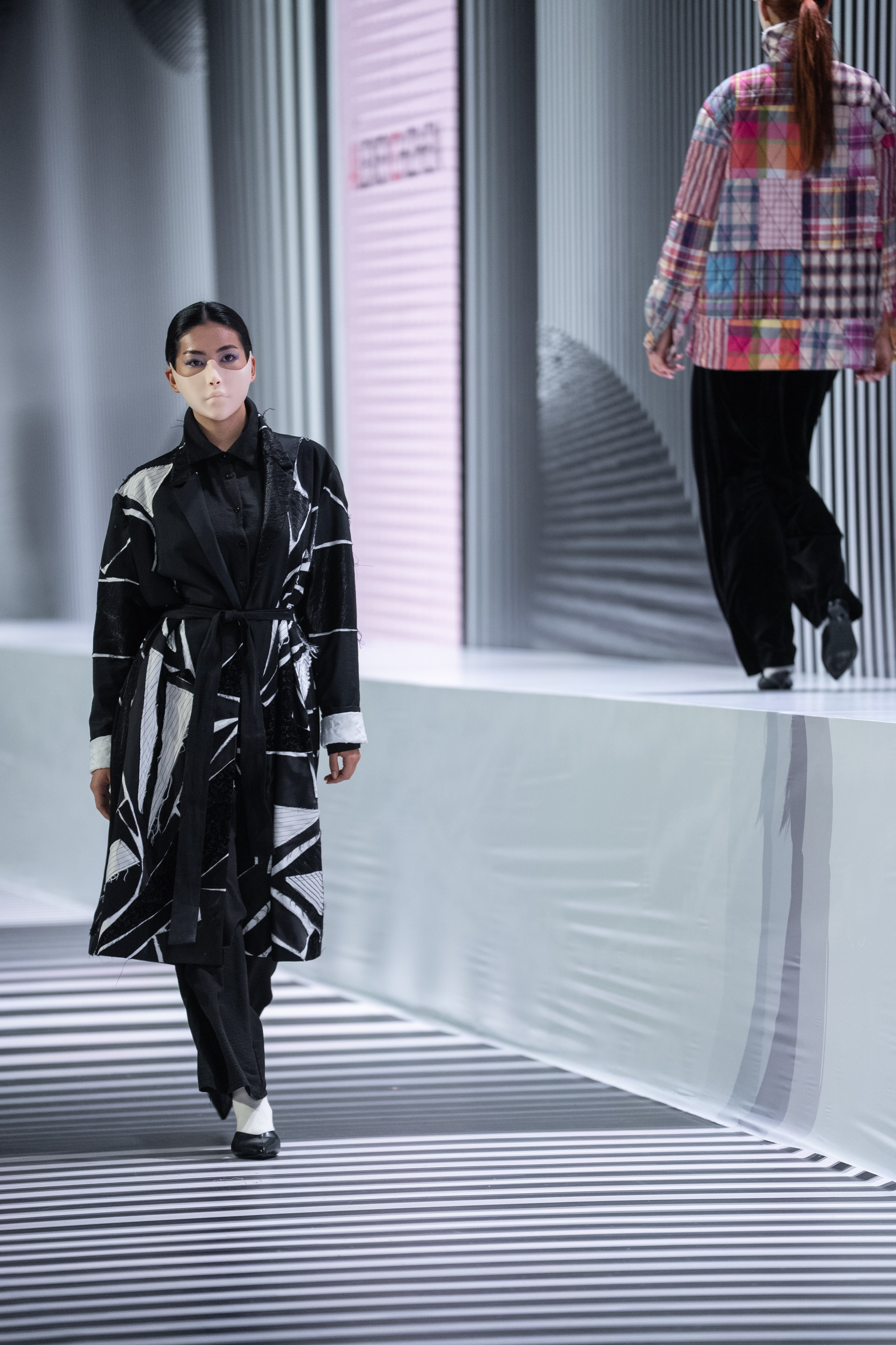 Alexey CHZHEN. Сайт Алматинского НЮ АРТ, будуар и фэшн фотографа Дениса Карпенко