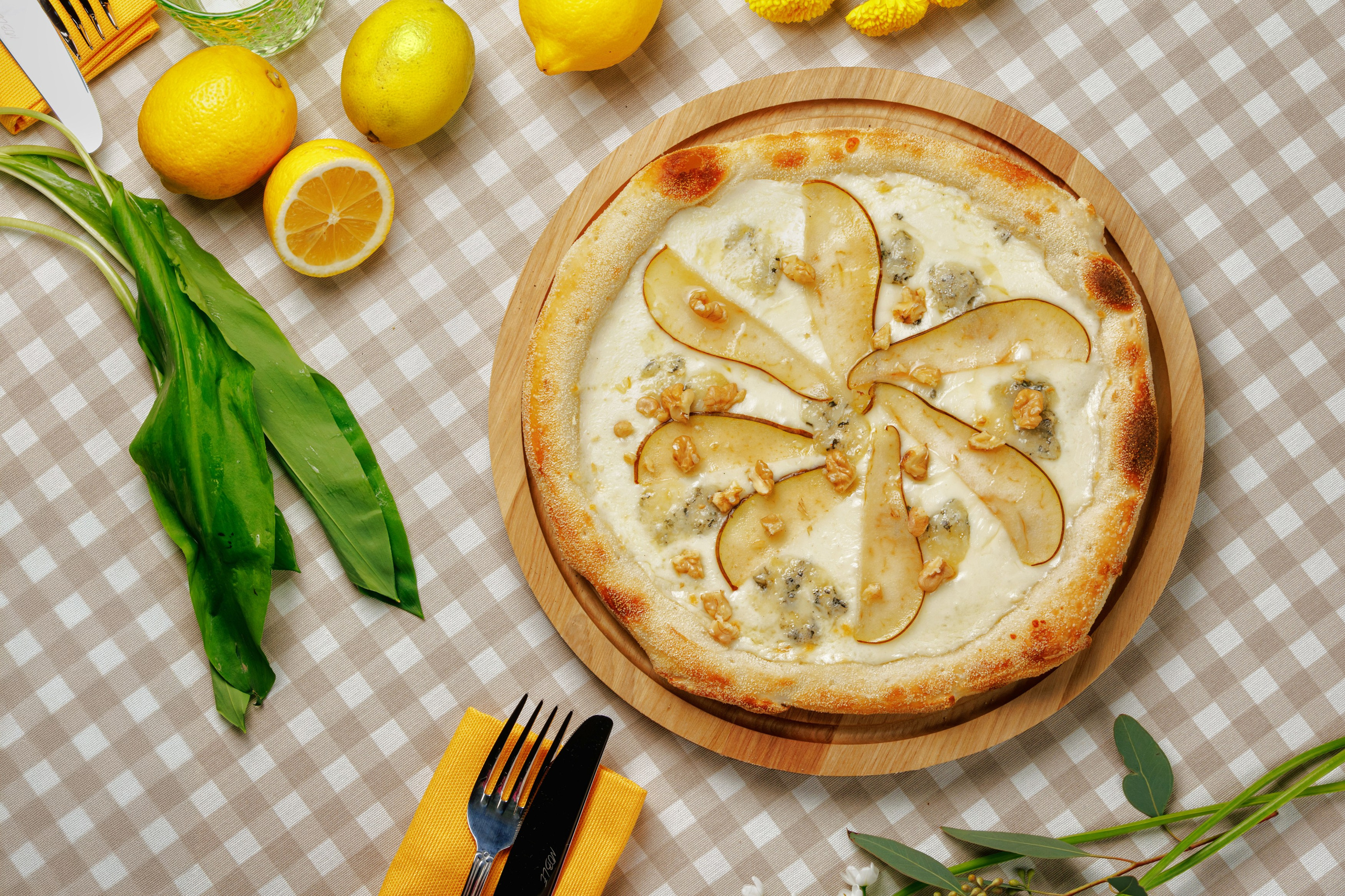 Strawberry Fields. Night2Day Санкт-Петербург