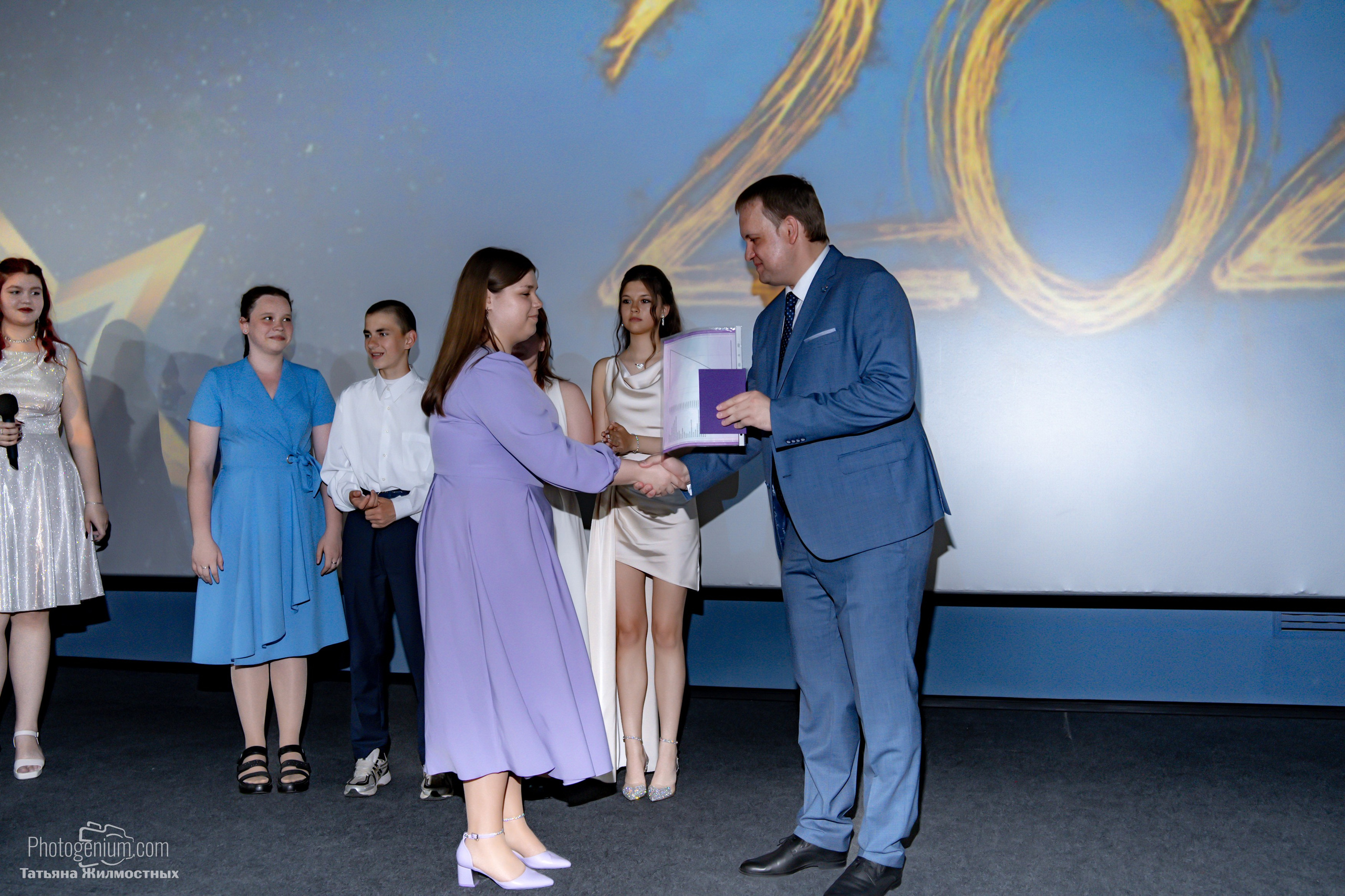 Выпускной 9"Д» класс школа № 35. Фотограф Нижний Новгород Татьяна Кейод