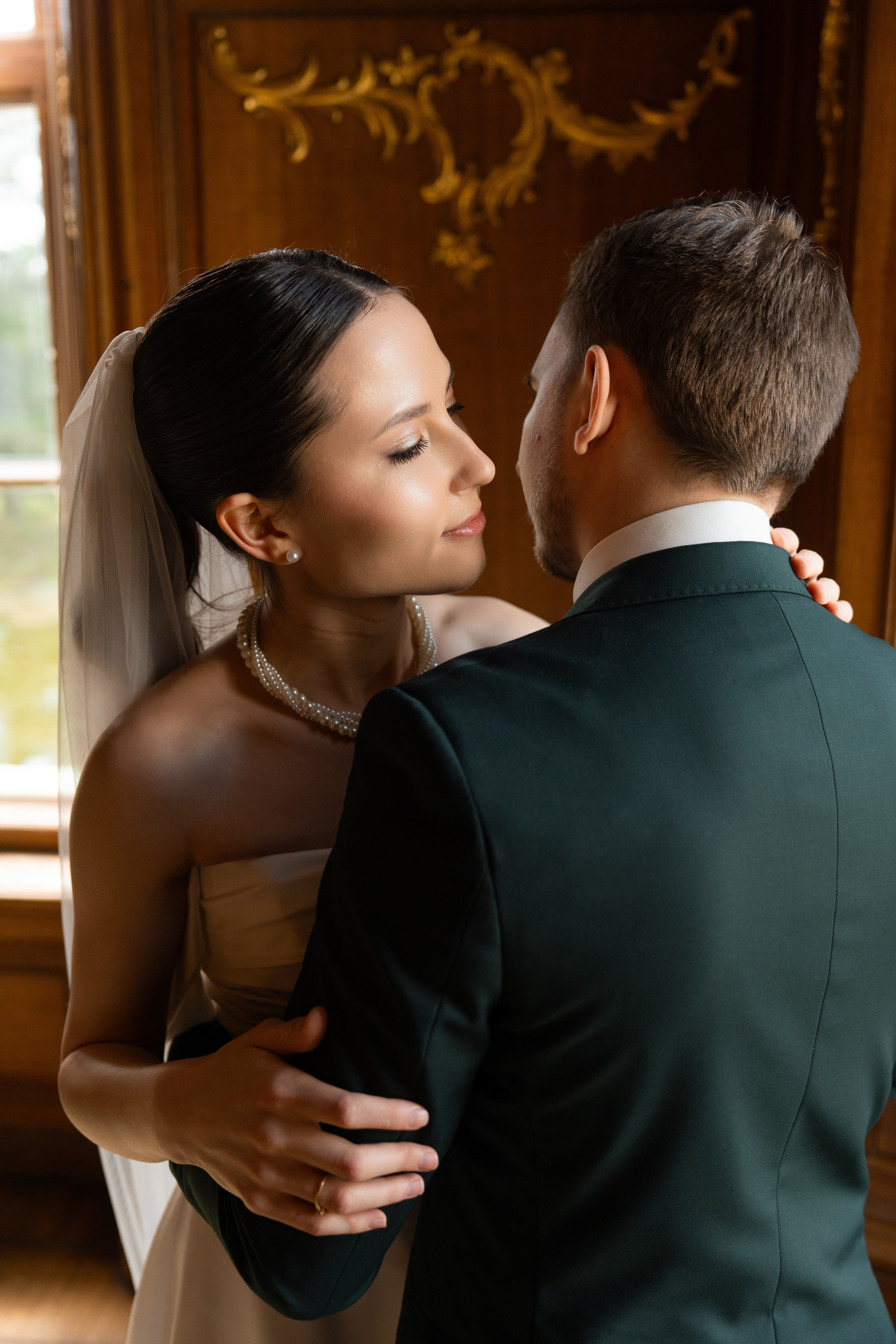 Влад и Илина в Кусково. Свадебный фотограф в Москве Анна Полушина