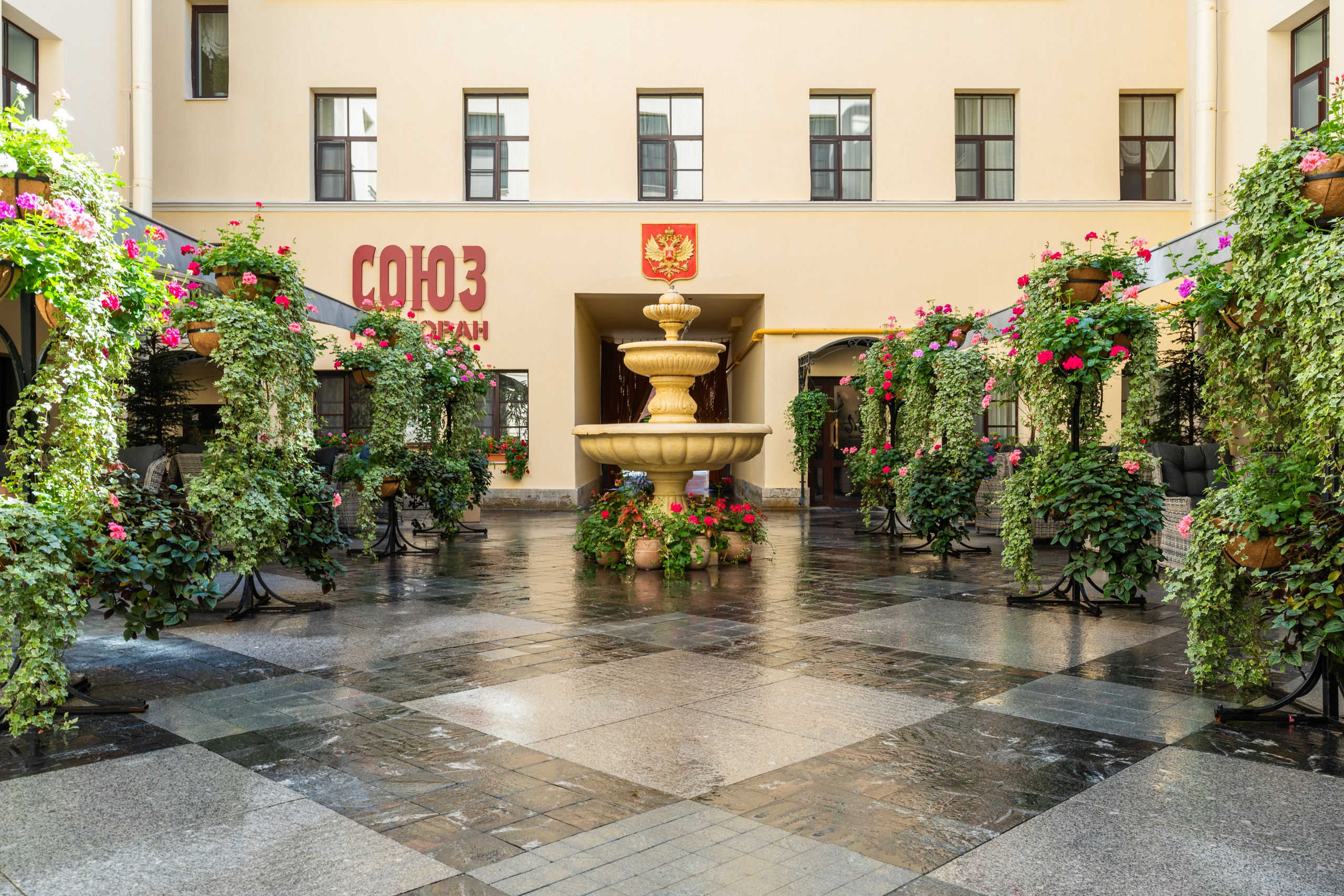 Интерьерная съёмка отеля «Мария» в Санкт-Петербурге