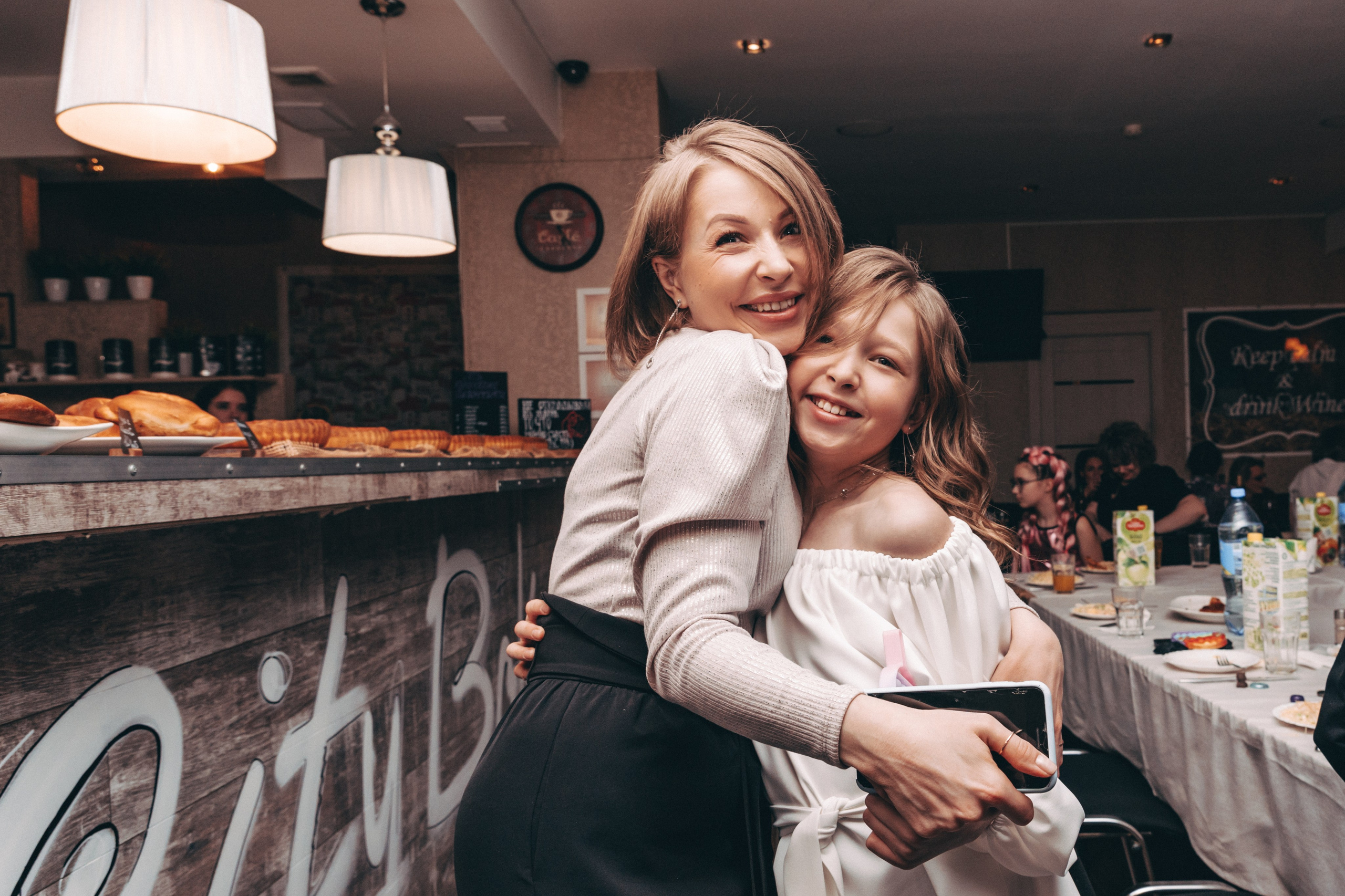 Выпускной в ресторане. Видеосъемка и фотосессии в г. Мурманск