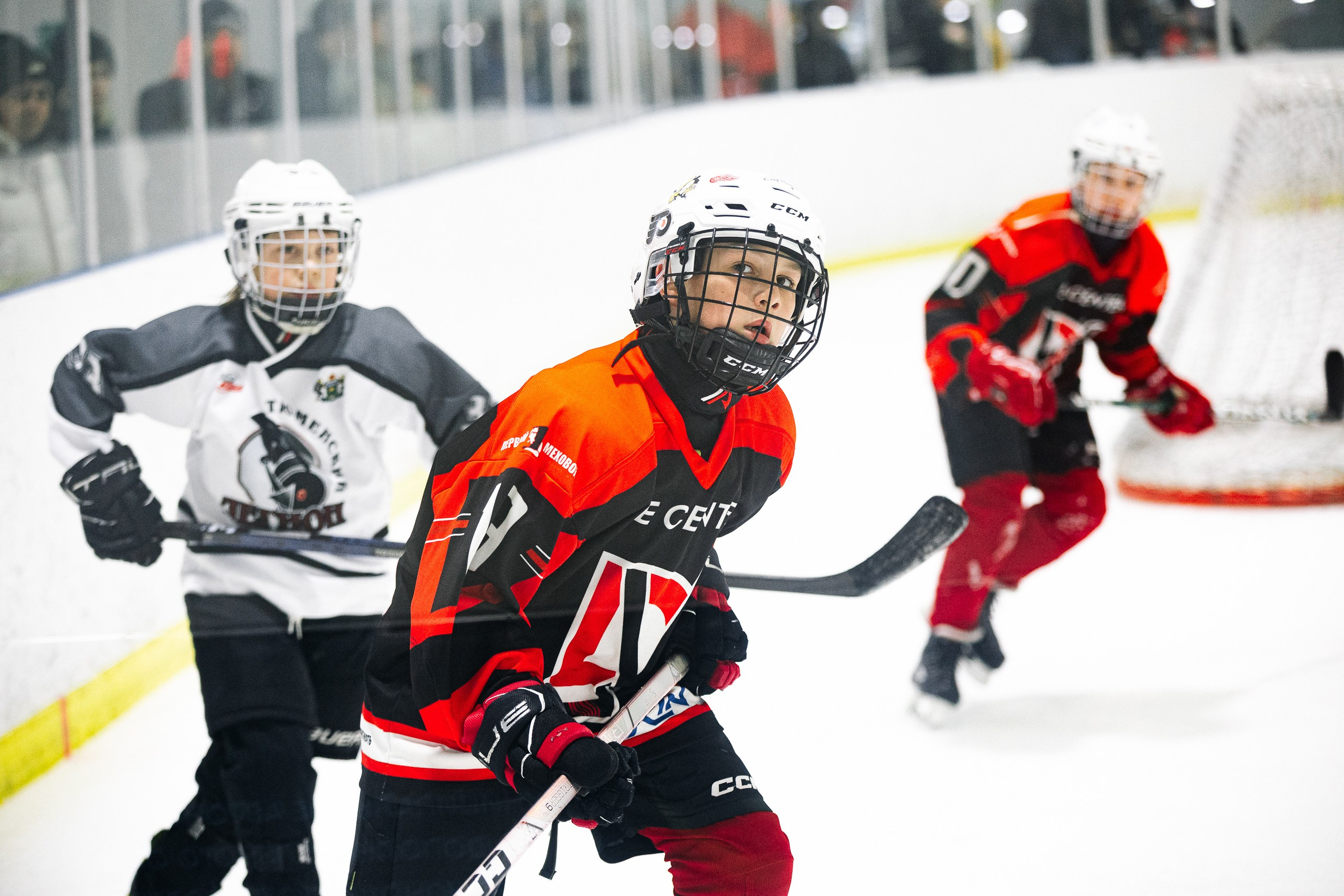 Первенство Тюмени по хоккею. MIG — студия спортивной фотографии Михаила Голянского