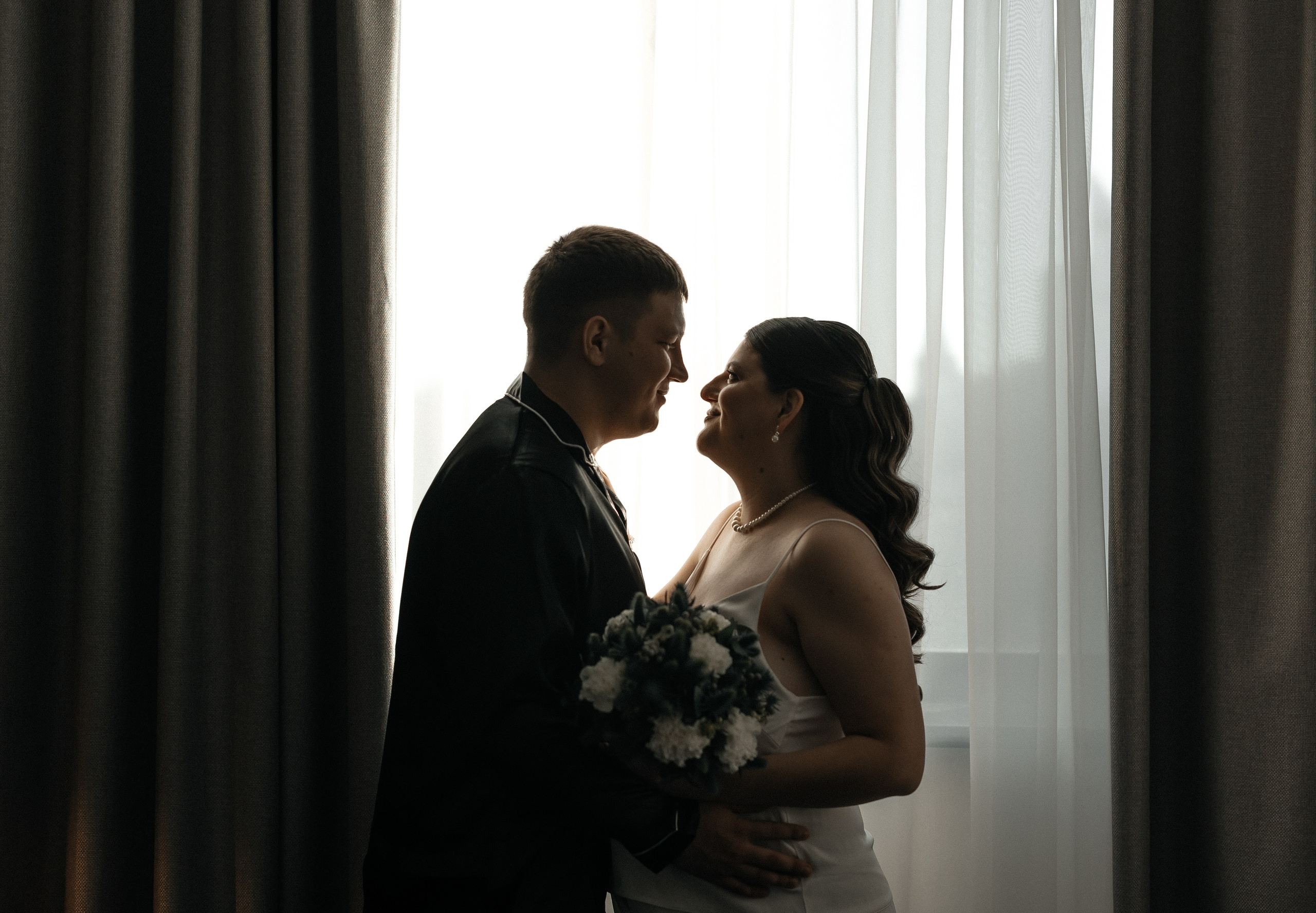 Александр & Юлия. Свадебный и семейный фотограф в Омске Евгения Хакимова