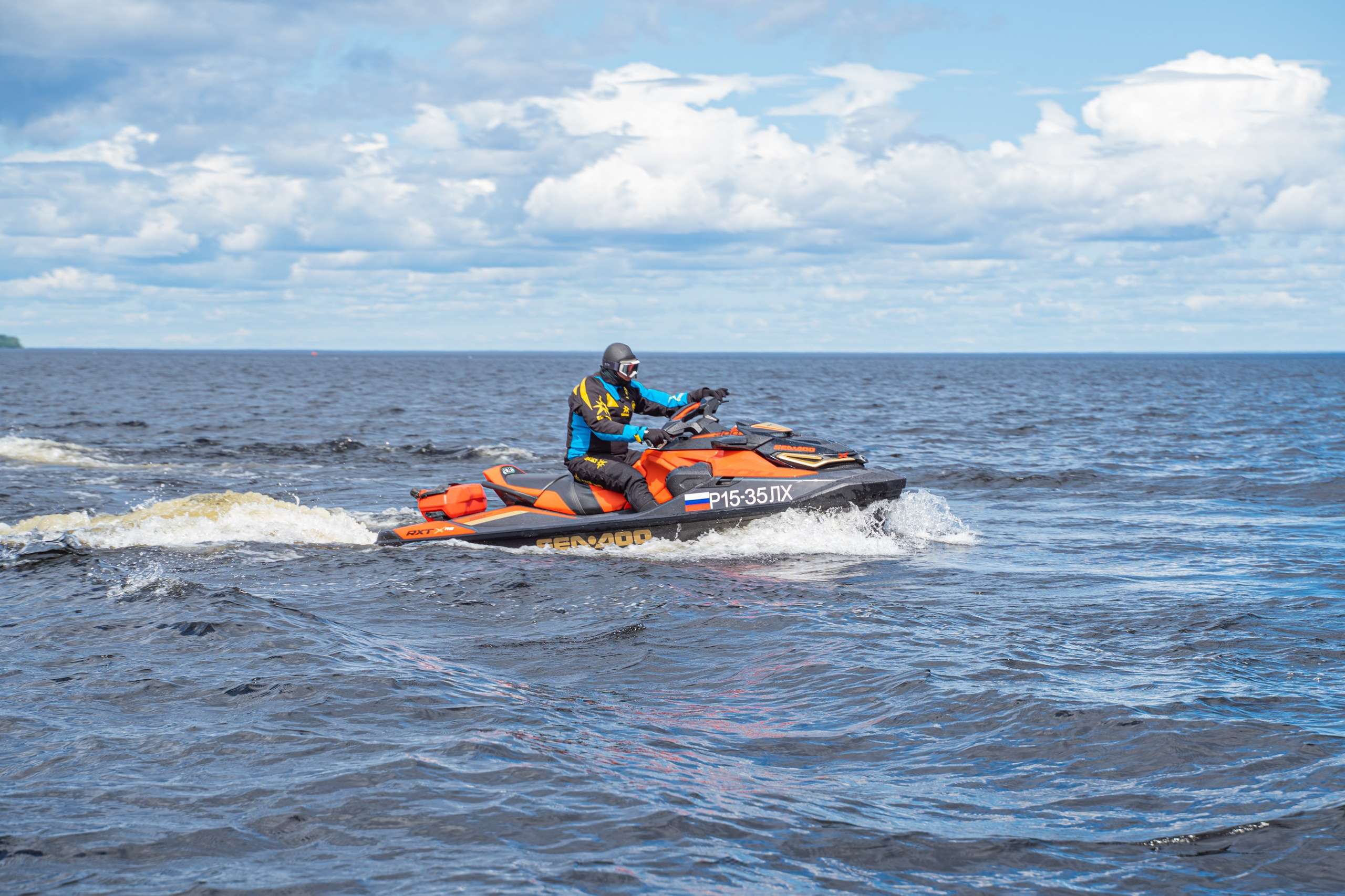 Гидровыезд в Коневский мужской монастырь. Свадебный, семейный, портретный, репортажный фотограф в Санкт-Петербурге