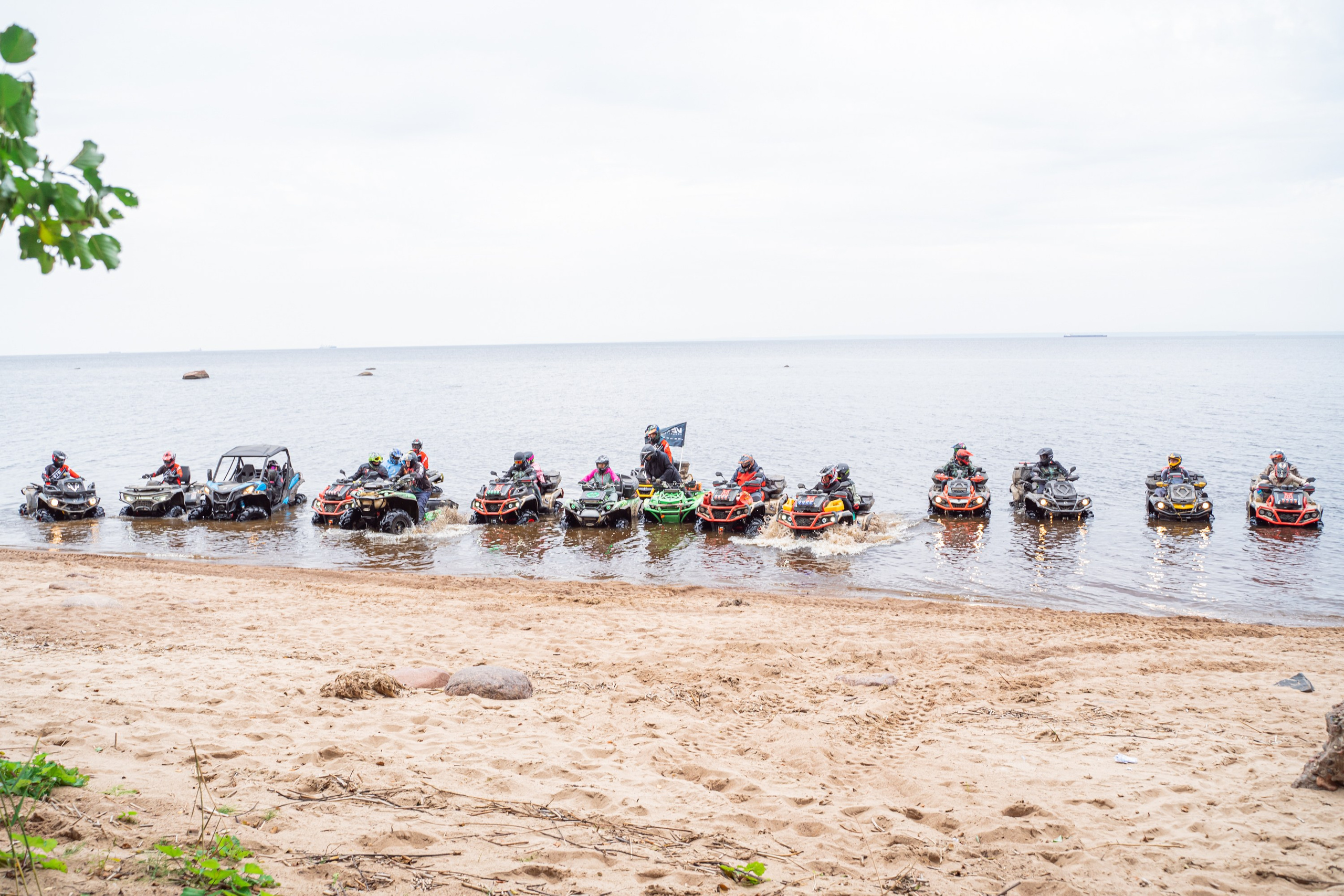 Квадровыезд —спортивный репортаж в Ленинградской области. Свадебный, семейный, портретный, репортажный фотограф в Санкт-Петербурге