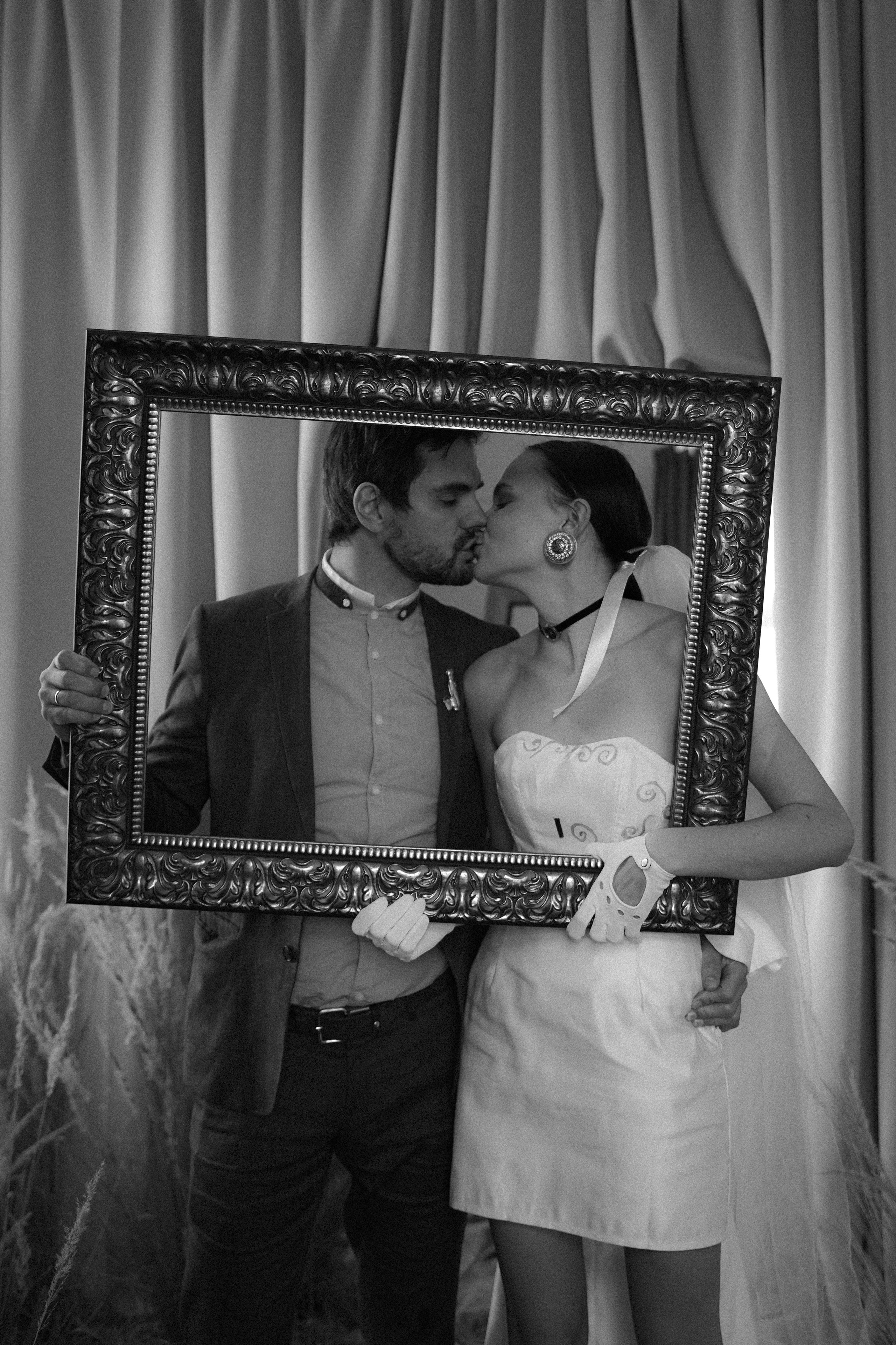 Love L&M. Negovora_allady