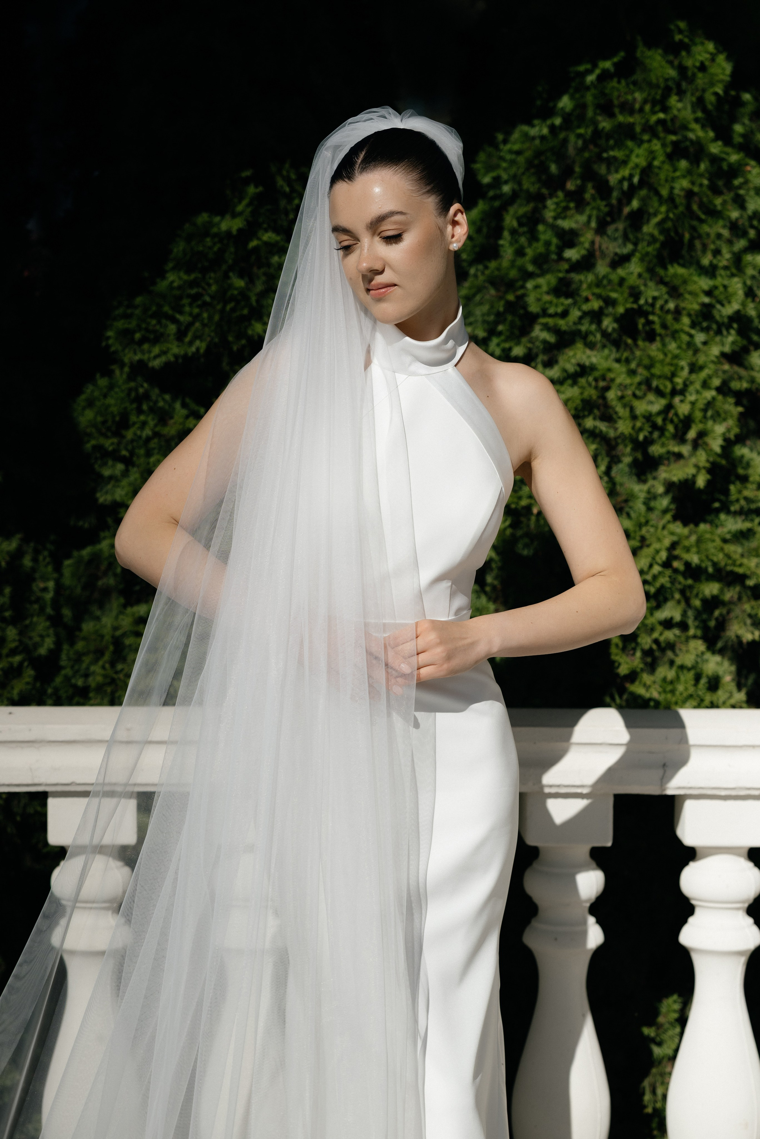 Wedding day in VERSAL PARK. Wedding PHOTOGRAPHER Andrew Vnukov