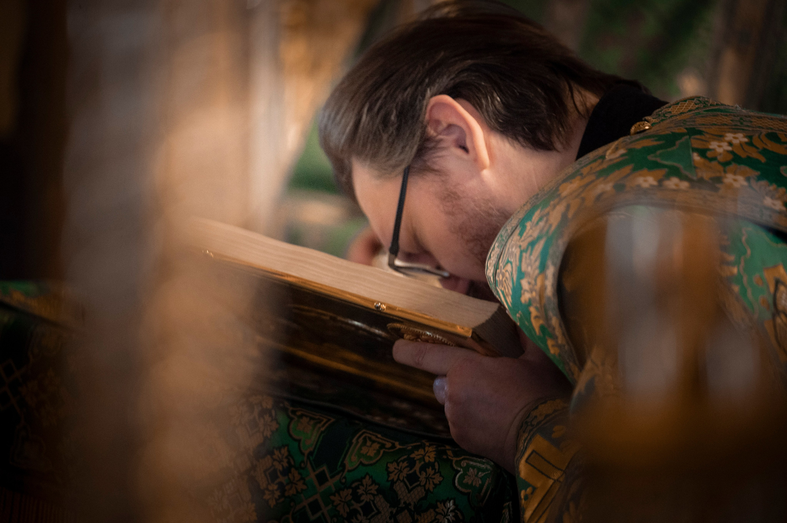 Богородский храм. Вход Господень в Иерусалим. Божественная литургия. Антон и Татьяна Денисенко — В храме