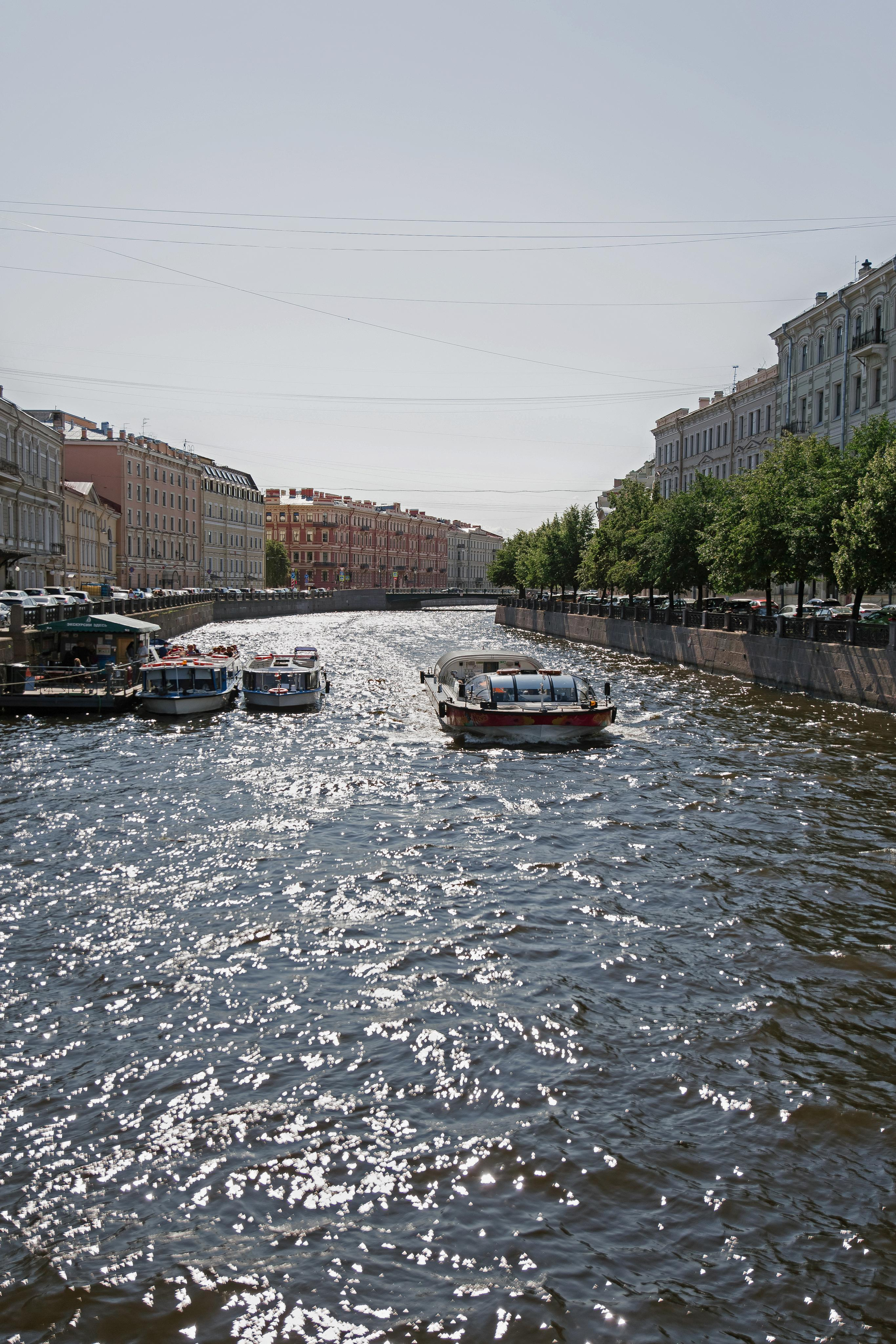 «Этот город — наша история». Фотограф в Санкт-Петербурге Алексей Глазанов