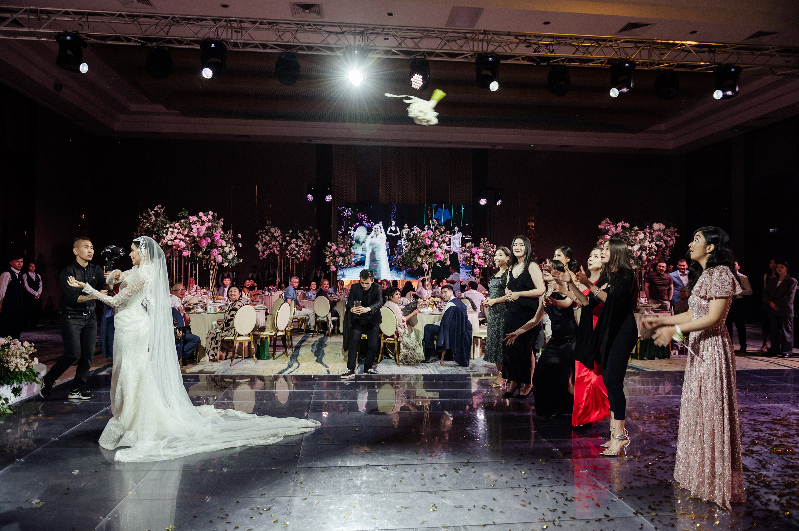 ABDURAHMAN & ARUZHAN. HOME