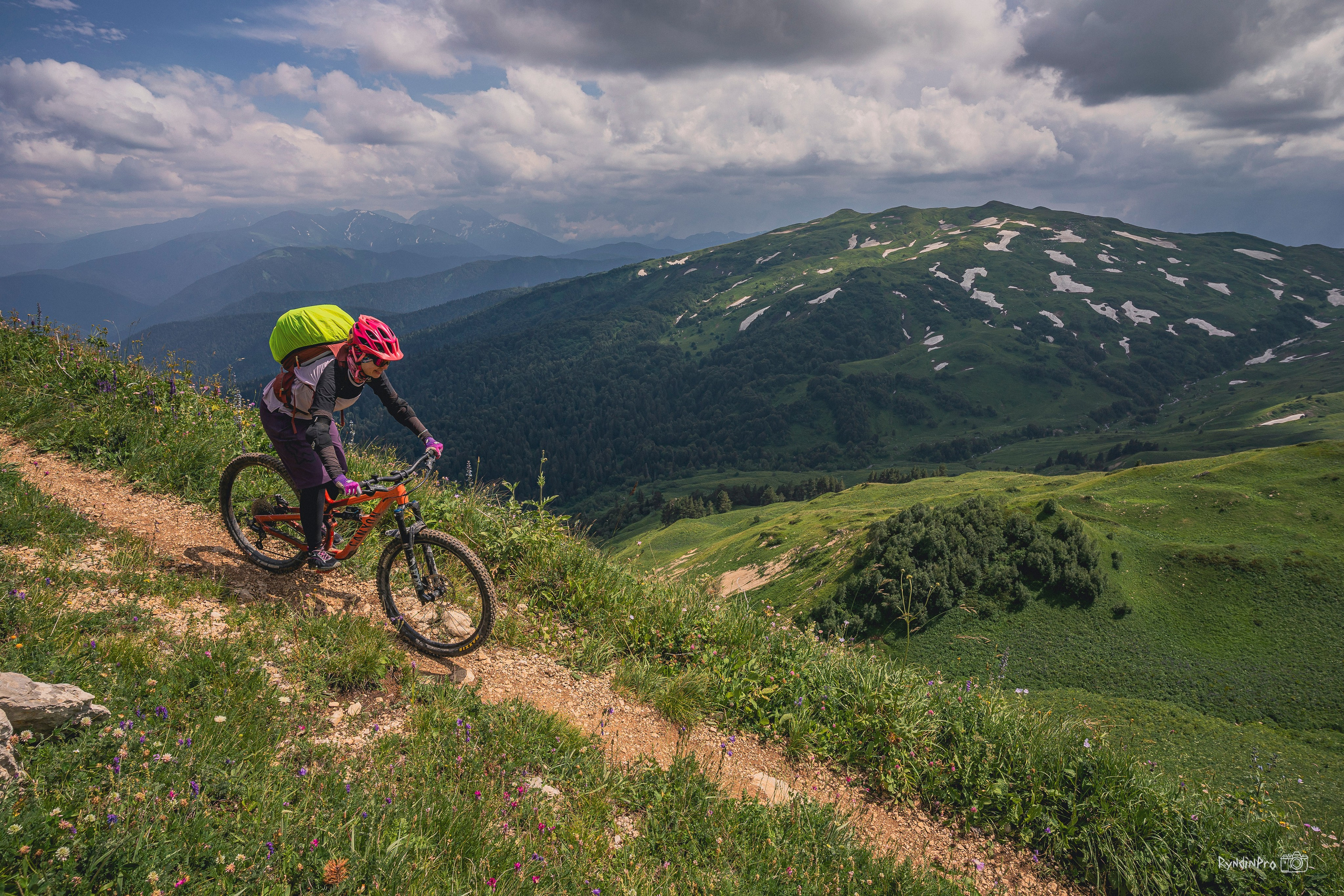 Велотур Велотридцатка 13 июля 2024 Ковальтур. Репортажный фотограф в Краснодаре Рындин Дмитрий