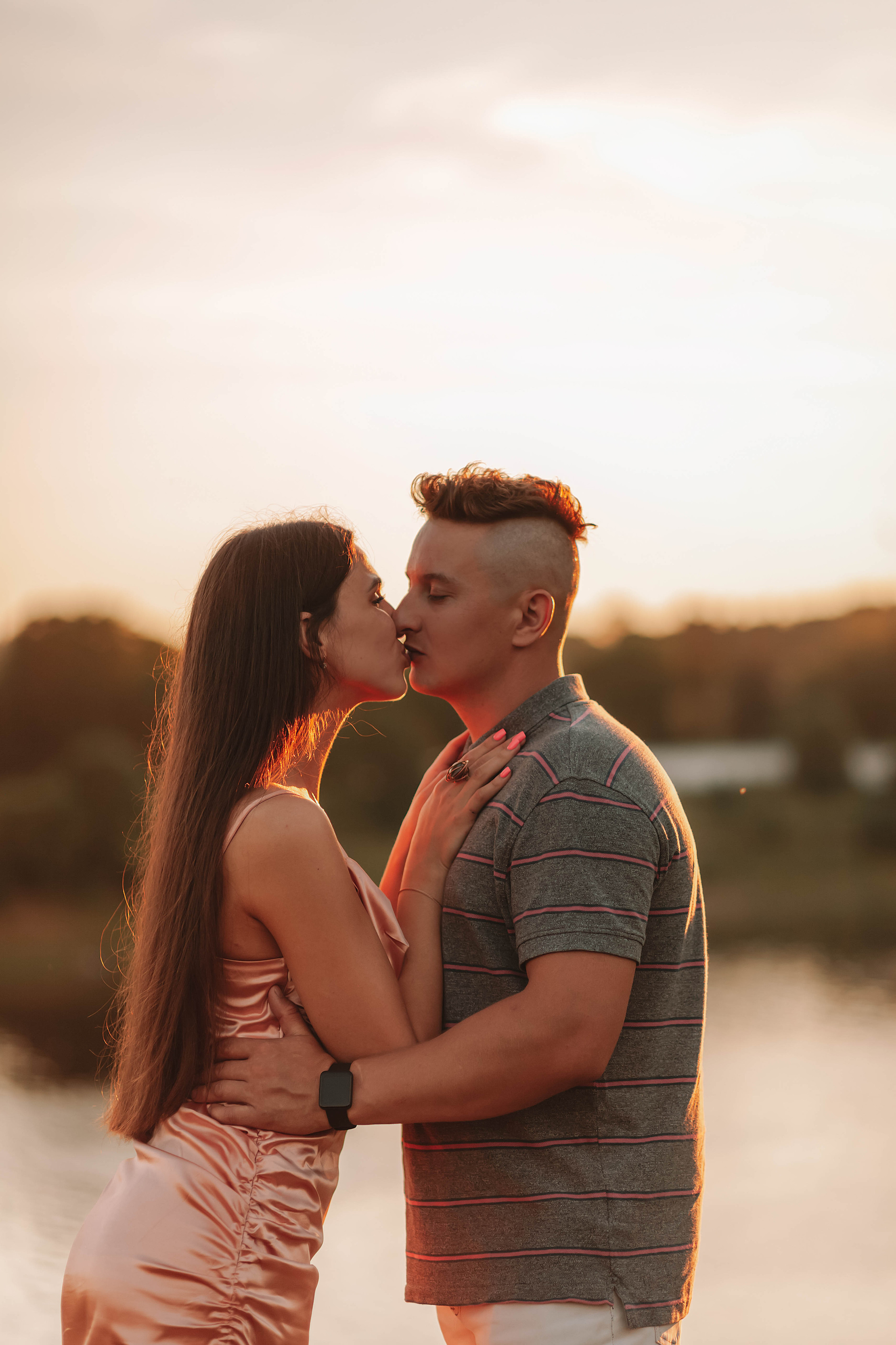 Прогулка на закате. Свадебный фотограф в Пскове и Санкт-Петербурге | Анна Голикова