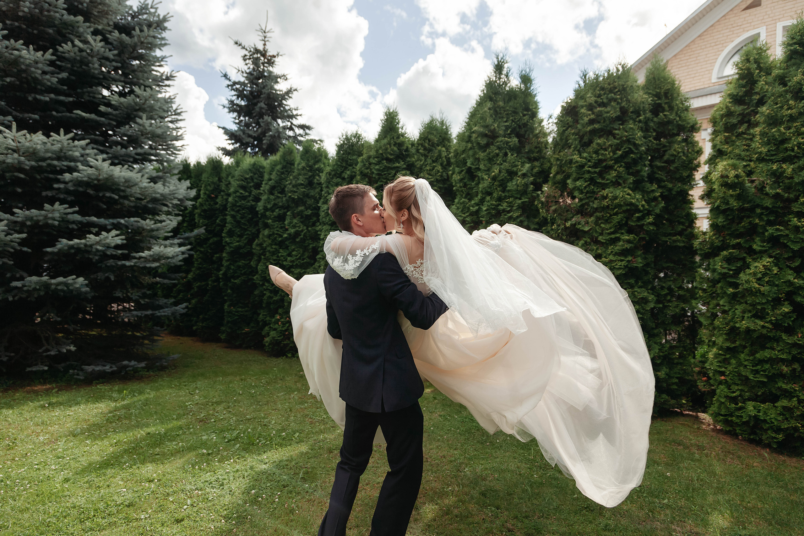 Полина и Антон. Свадебный фотограф в Пскове и Санкт-Петербурге | Анна Голикова