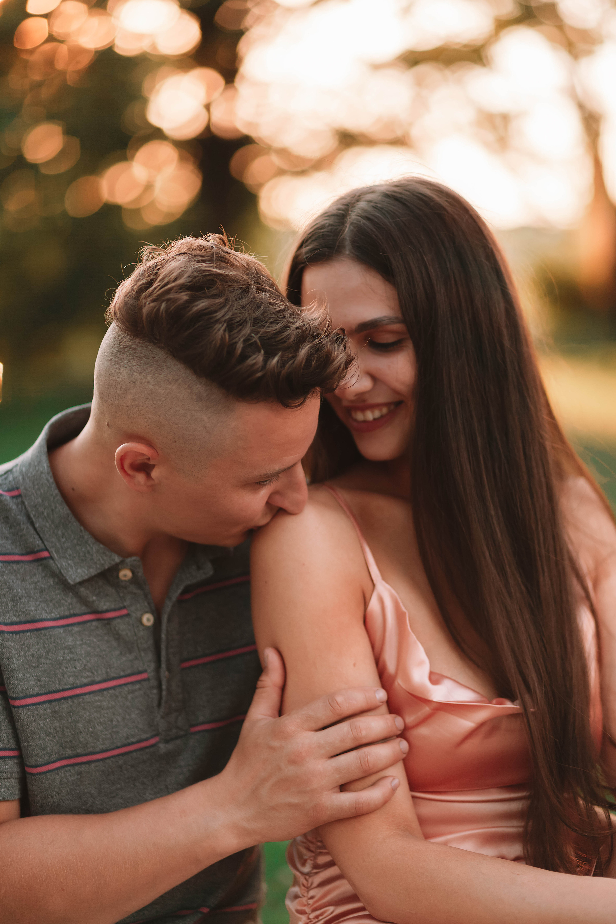 Прогулка на закате. Свадебный фотограф в Пскове и Санкт-Петербурге | Анна Голикова