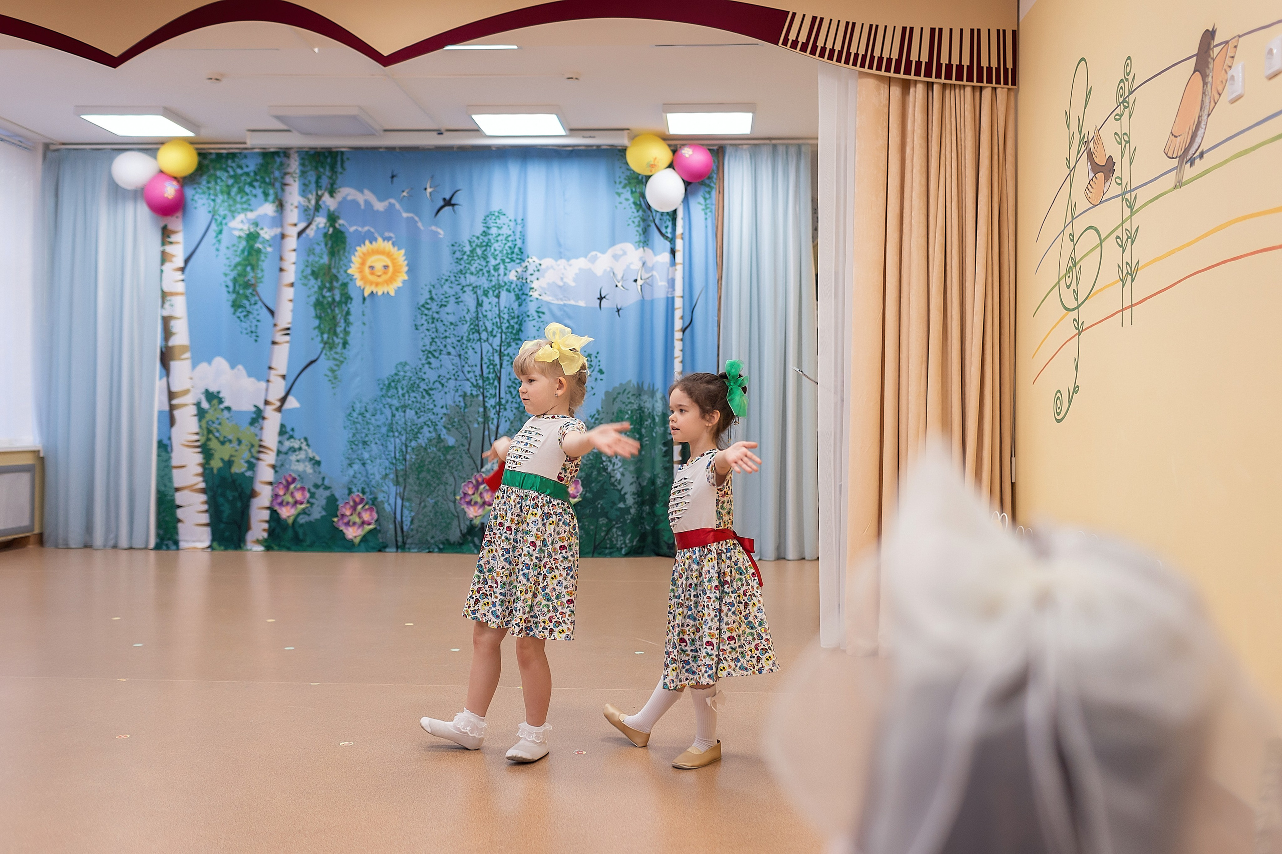 Весенний утренник_старшая группа_2025. Семейный фотограф в Санкт-Петербурге