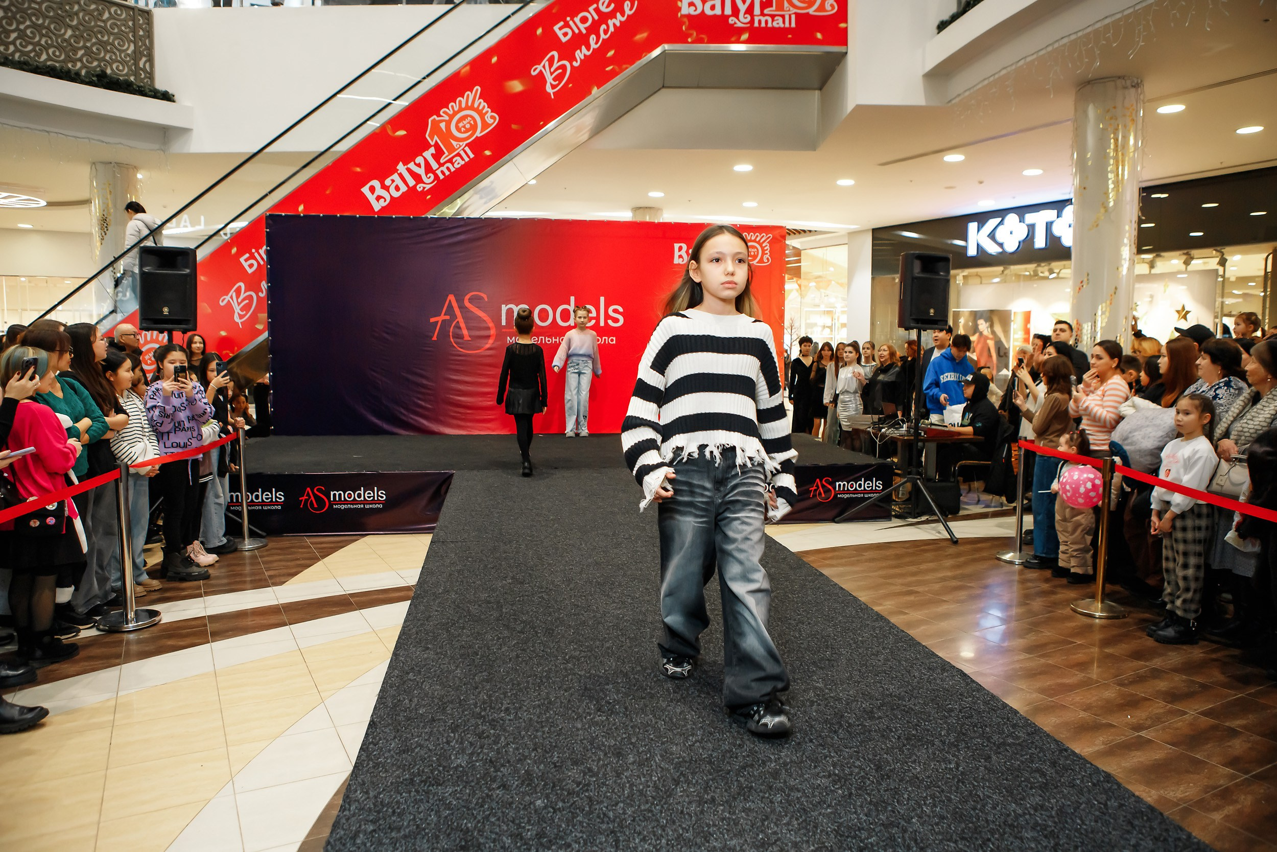 Fashion Show модельной школы AS Models. Кипятком Павлодар