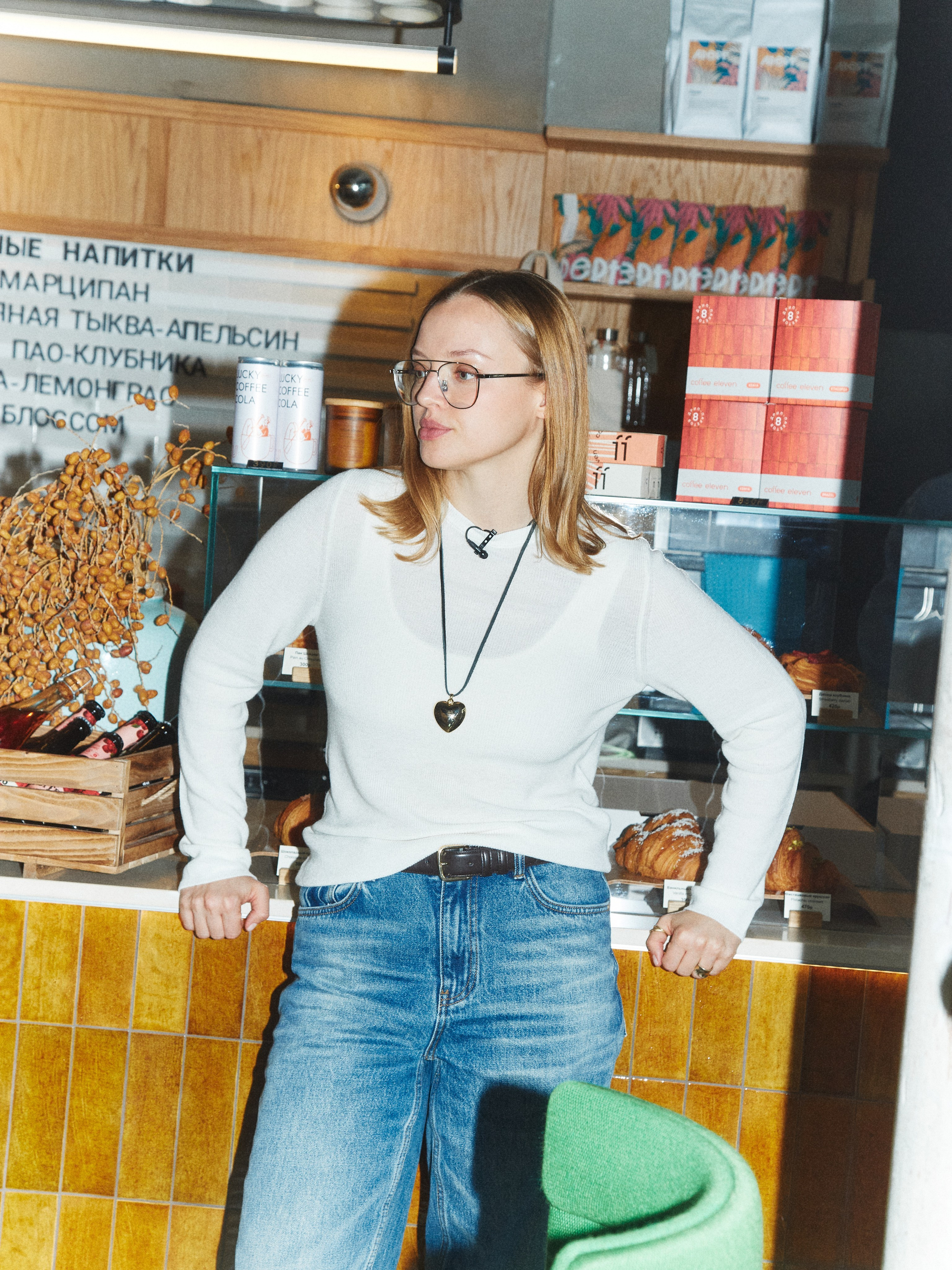 CHAIKA working girl. Photographer Daria Ilkevich