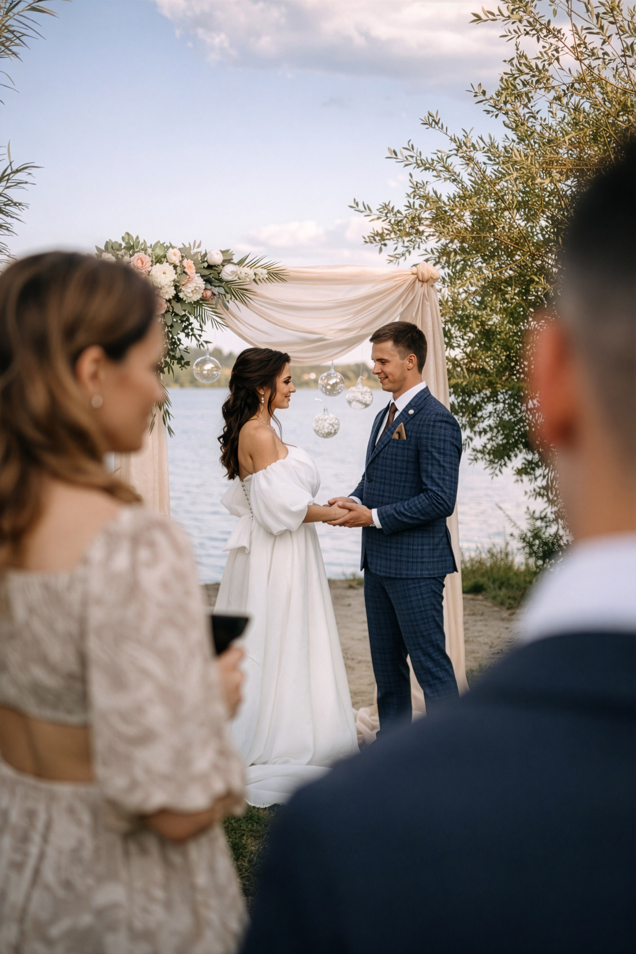 Свадебный фотограф в Екатеринбурге — Полный день Юрия и Эллы в загородном отеле. Фотограф Дмитрий Судаков — Свадебная и репортажная съемка в Екатеринбурге и Москве