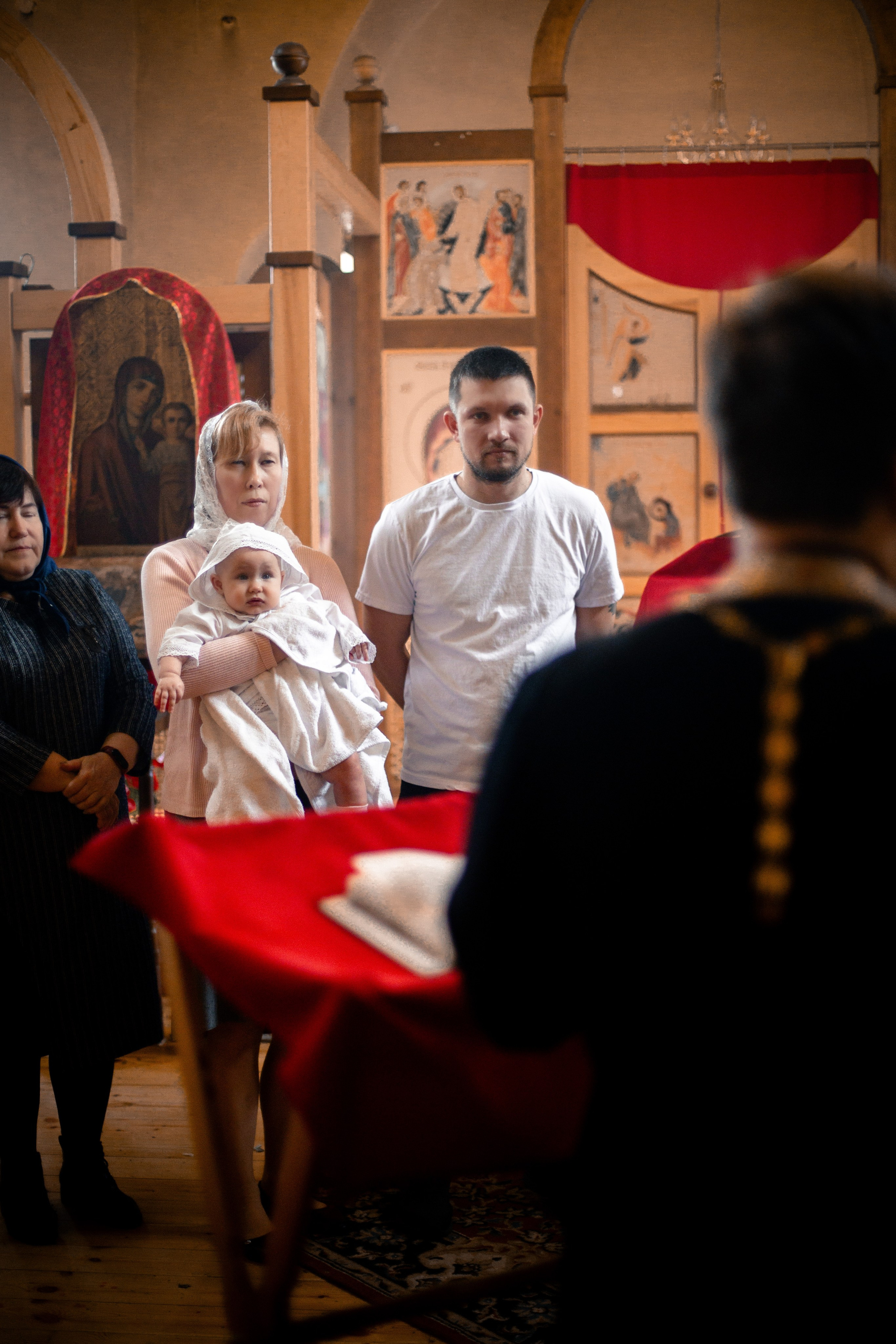 Крещение ребёнка в храме. Фотограф Рябинин Евгений. Нижний тагил\Екатеринбург