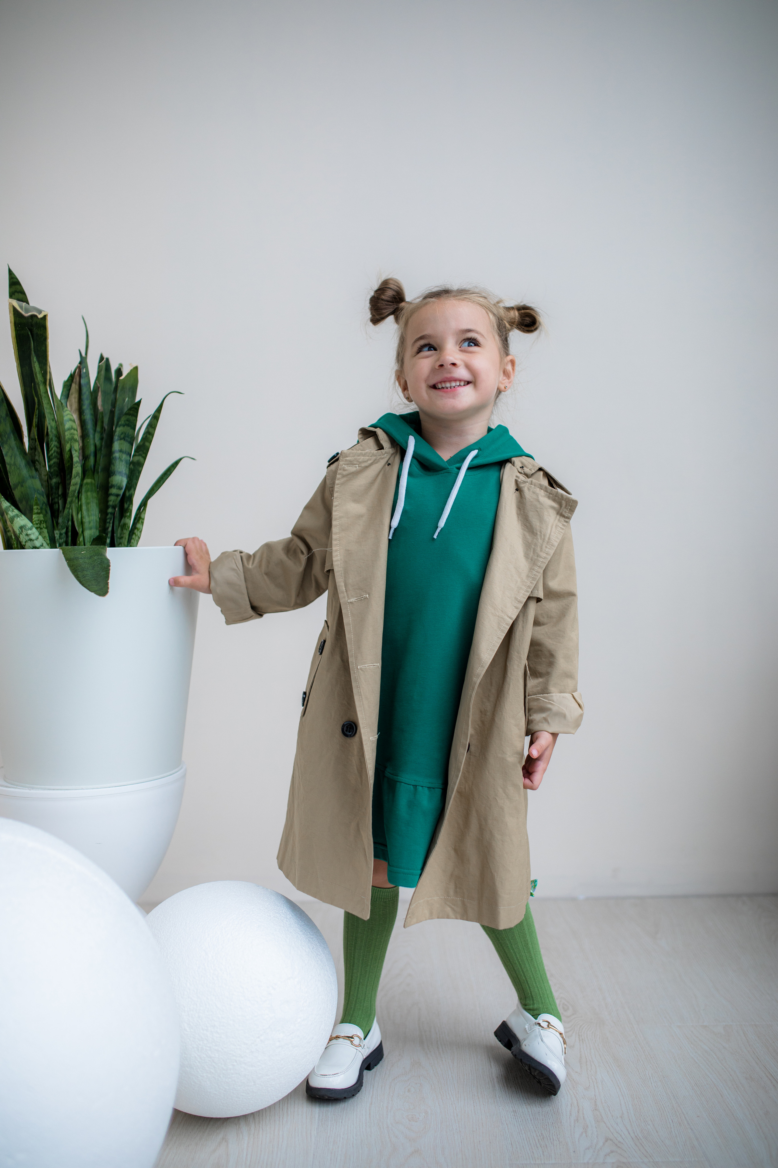 Съемка для бренда-производителя детских платьев. Фотограф в Москве Ира Никина