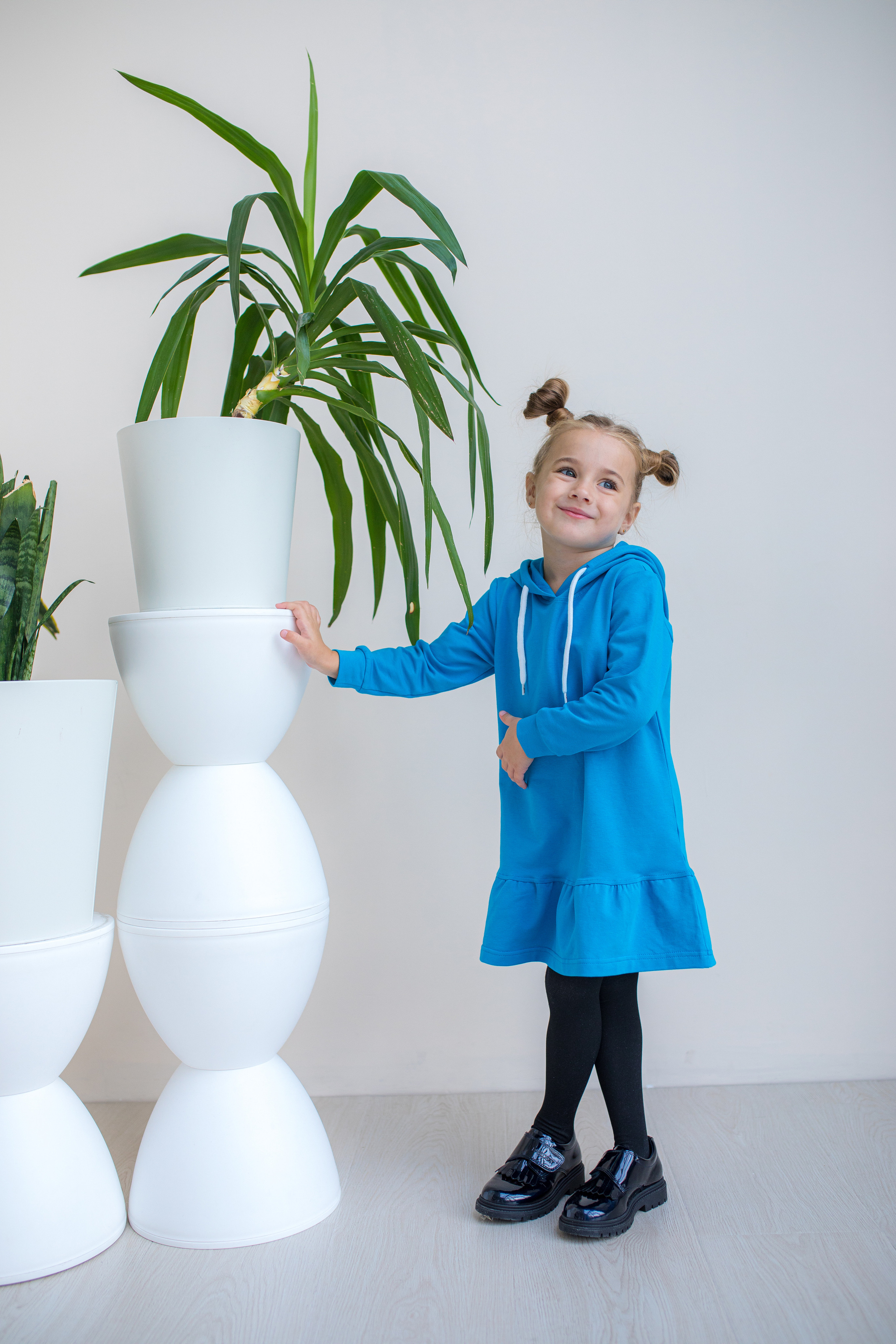 Съемка для бренда-производителя детских платьев. Фотограф в Москве Ира Никина