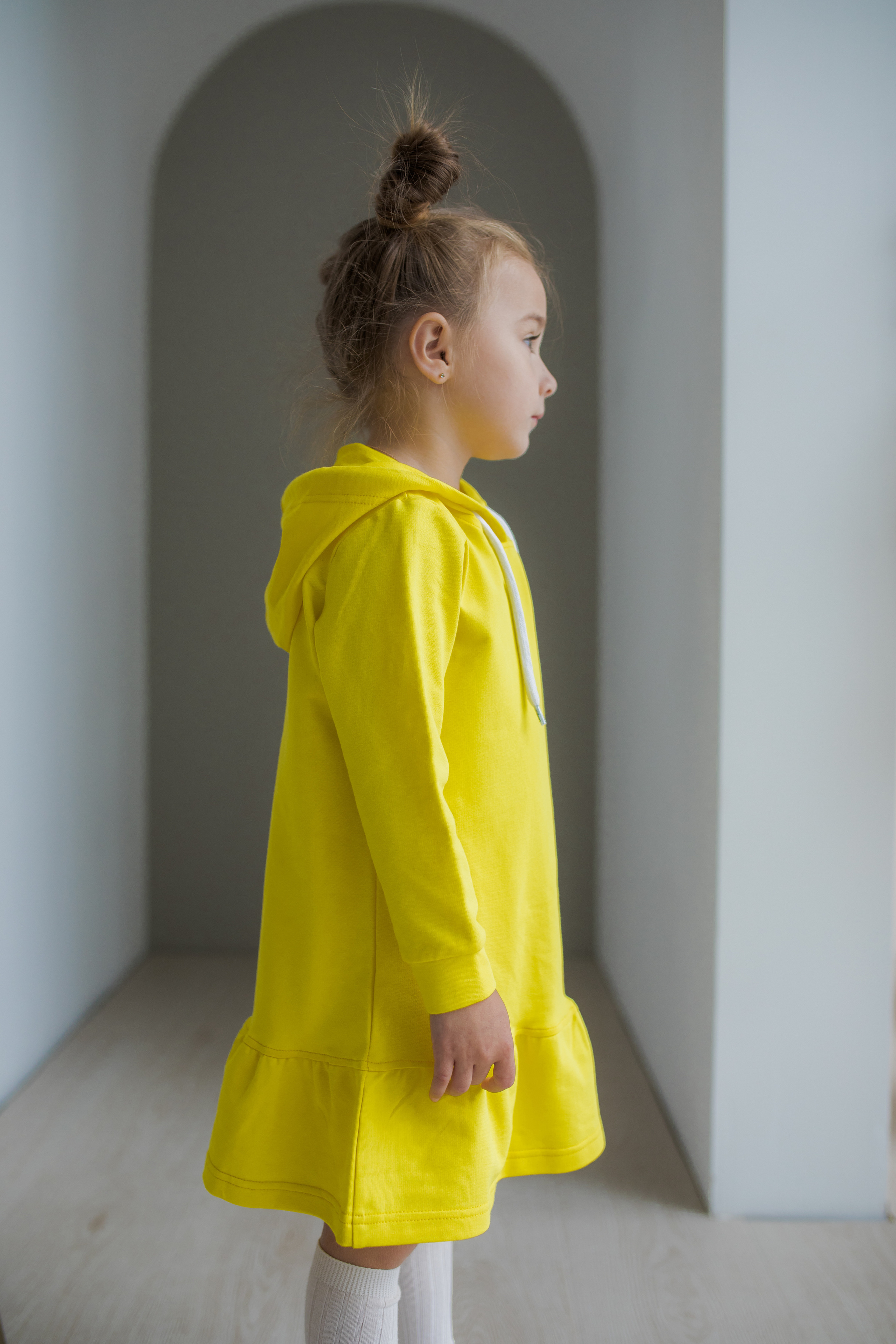 Съемка для бренда-производителя детских платьев. Фотограф в Москве Ира Никина