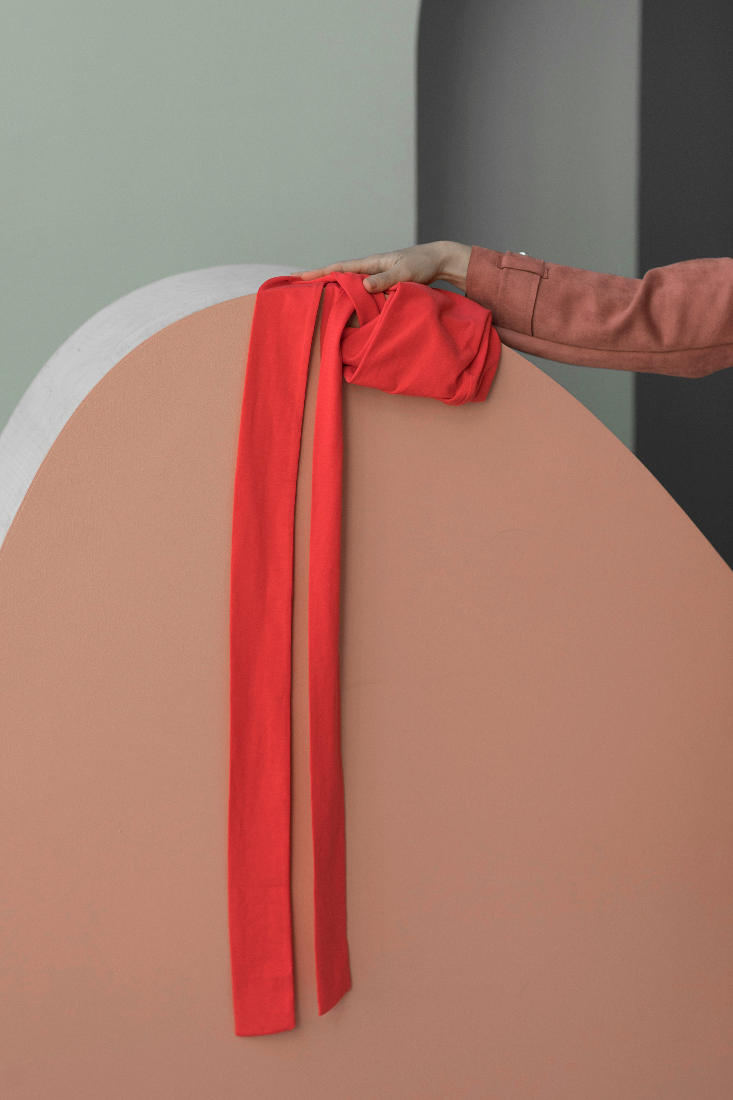 Съёмка для бренда-производителя головных уборов. Фотограф в Москве Ира Никина