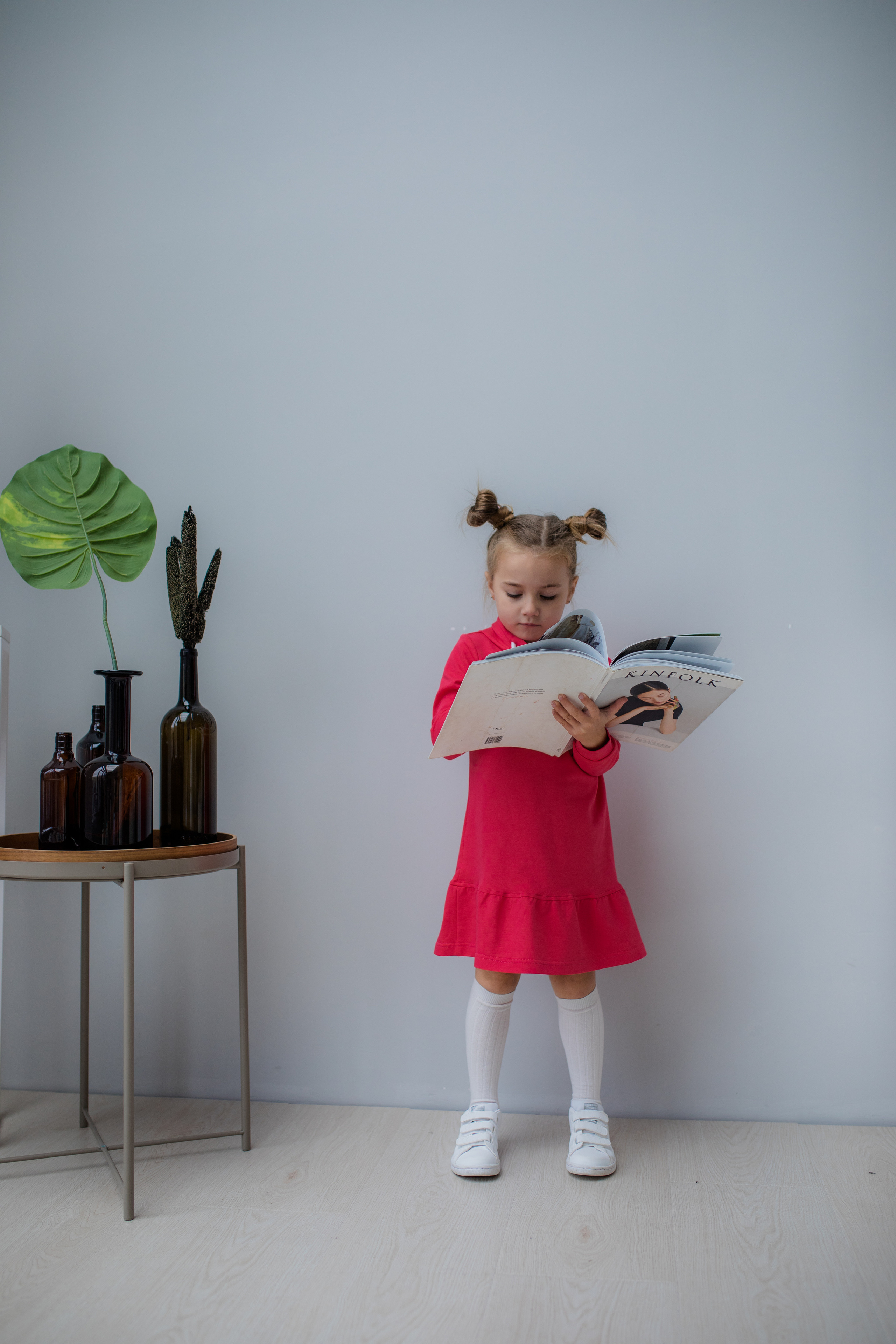 Съемка для бренда-производителя детских платьев. Фотограф в Москве Ира Никина