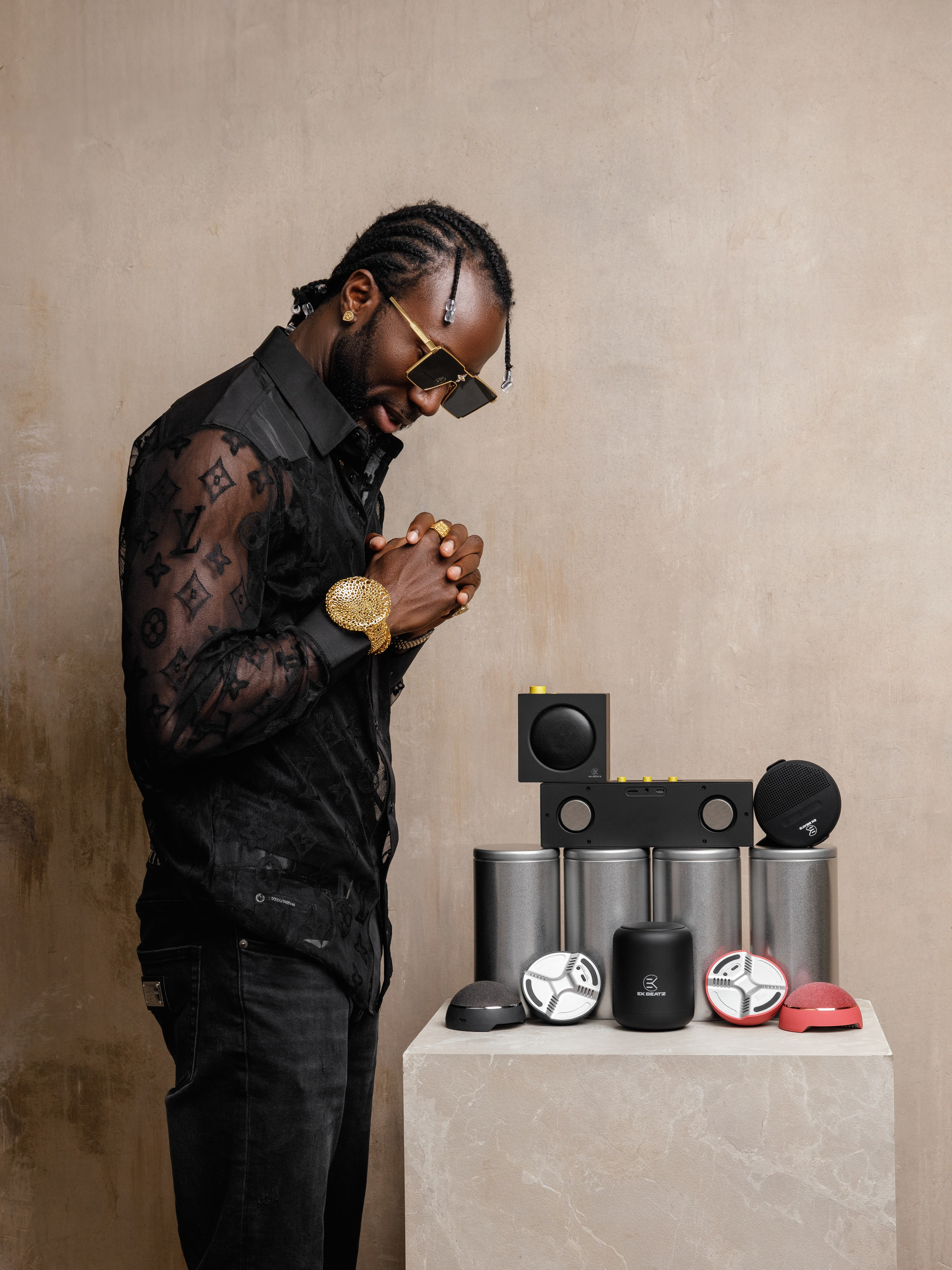 EK BEATZ. Фотограф для маркетплейсов в Москве Озерова Кристина