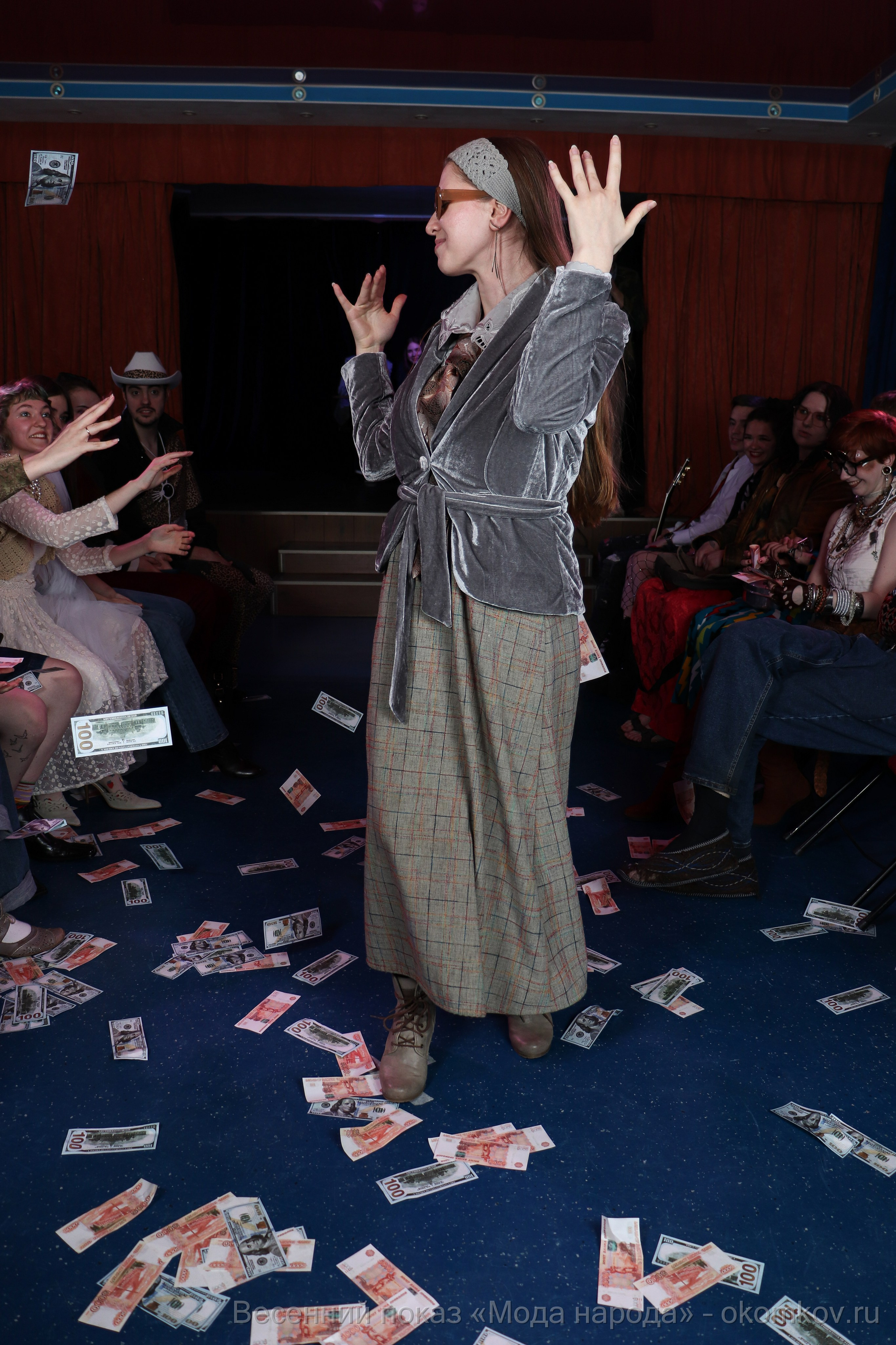 Весенний показ «Мода народа». Ивентный фотограф в Санкт-Петербурге Олег Комков