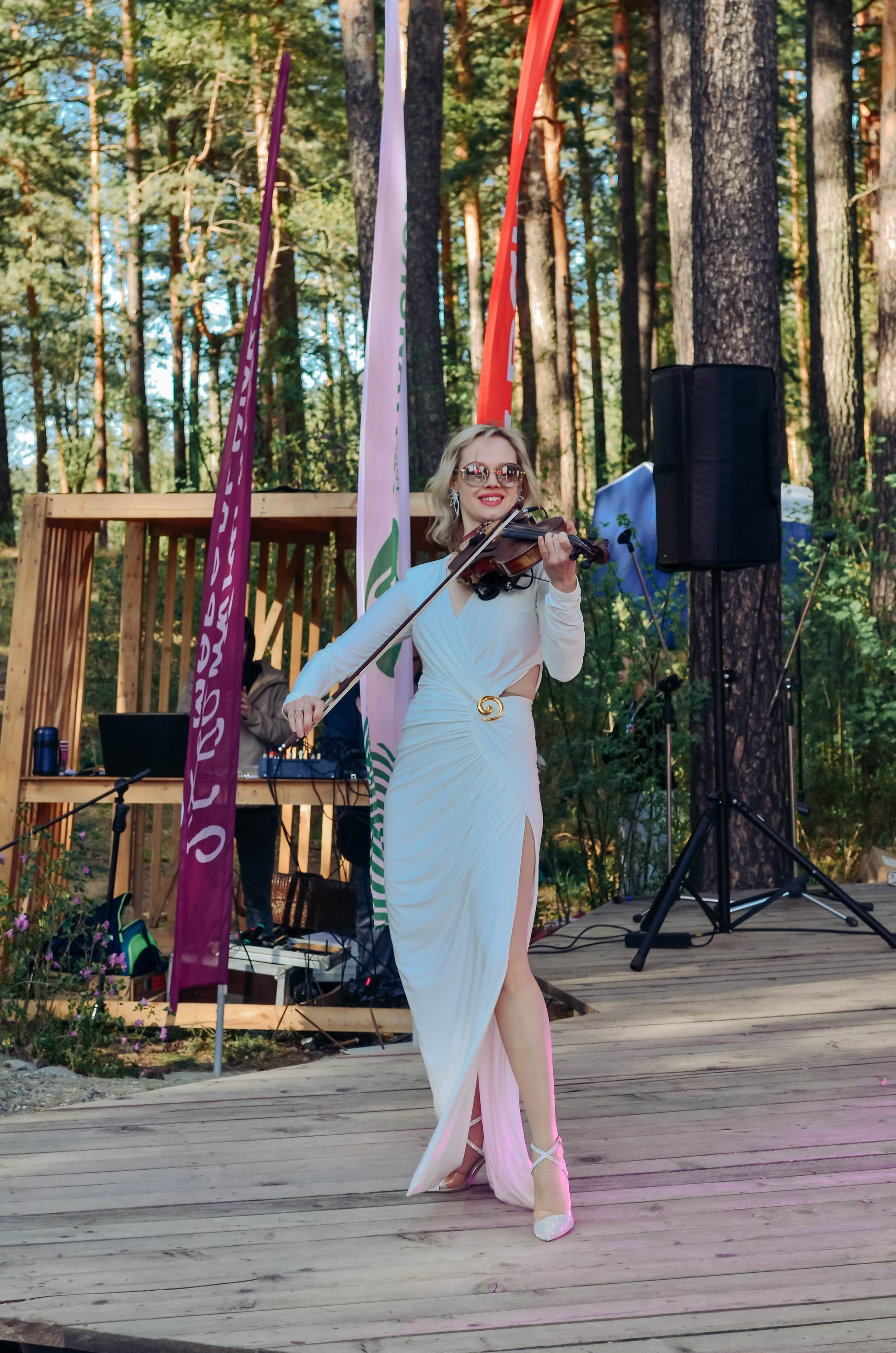 Фестиваль «Цветение Маральника на Алтае 2025». Фоторепортаж. Денисова Аля — фотограф для парных съемок и индивидуальных историй в Барнауле