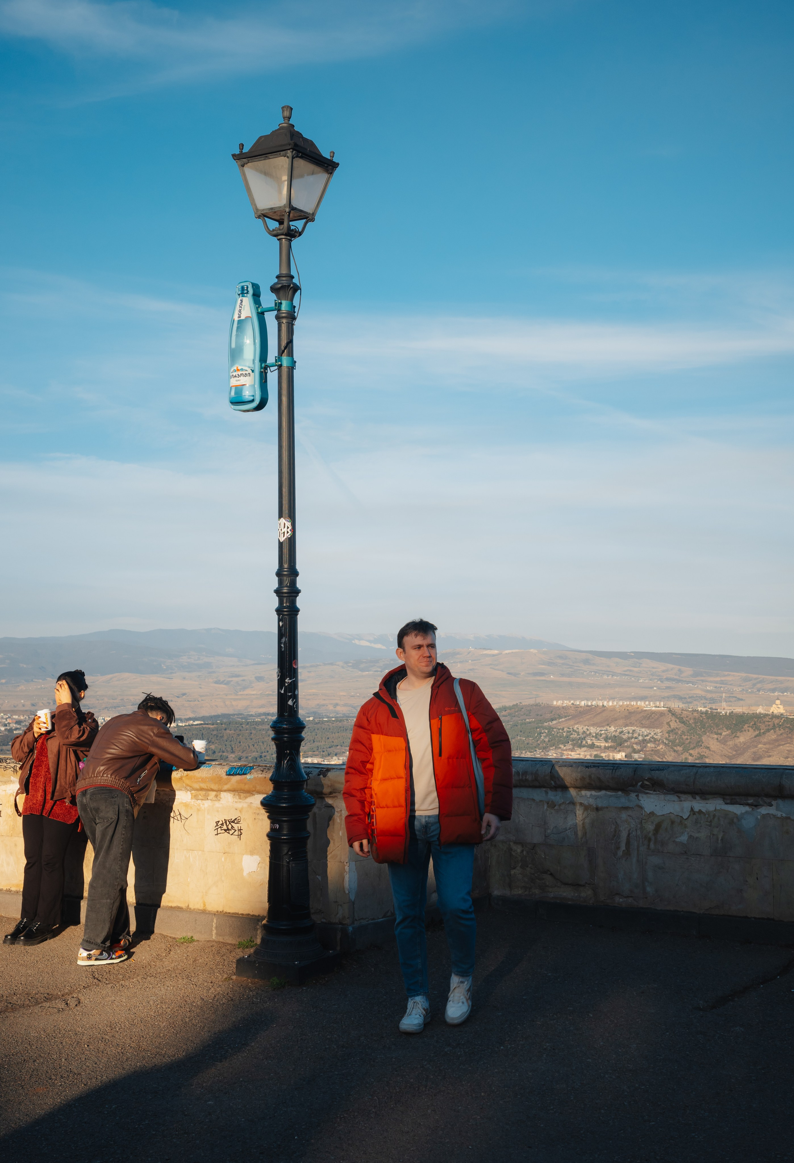 WALKING AROUND TOWN. ANASTASIA SYUTKINA PHOTOGRAPHY