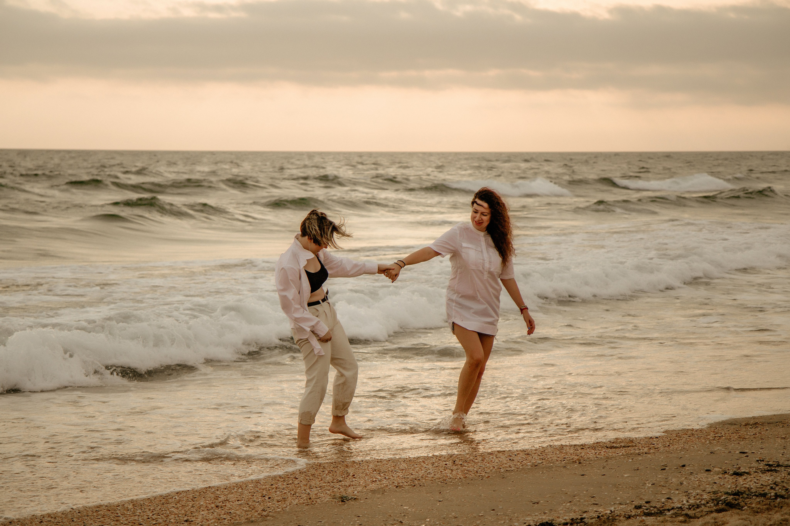 Ксения и Даша — ветер в волосах. Семейный фотограф Новороссийск, Анапа, Геленджик — Юлия Давыдова
