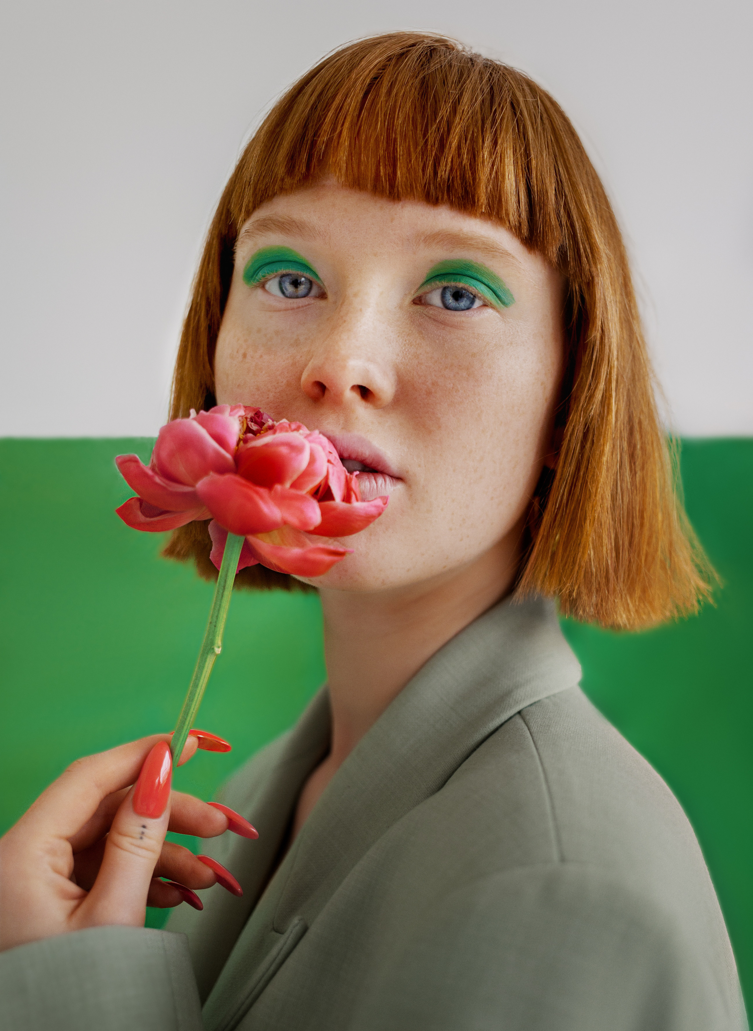 Удаление предметов и цветокоррекция. Качественная ретушь фотографий Вера Сартакова