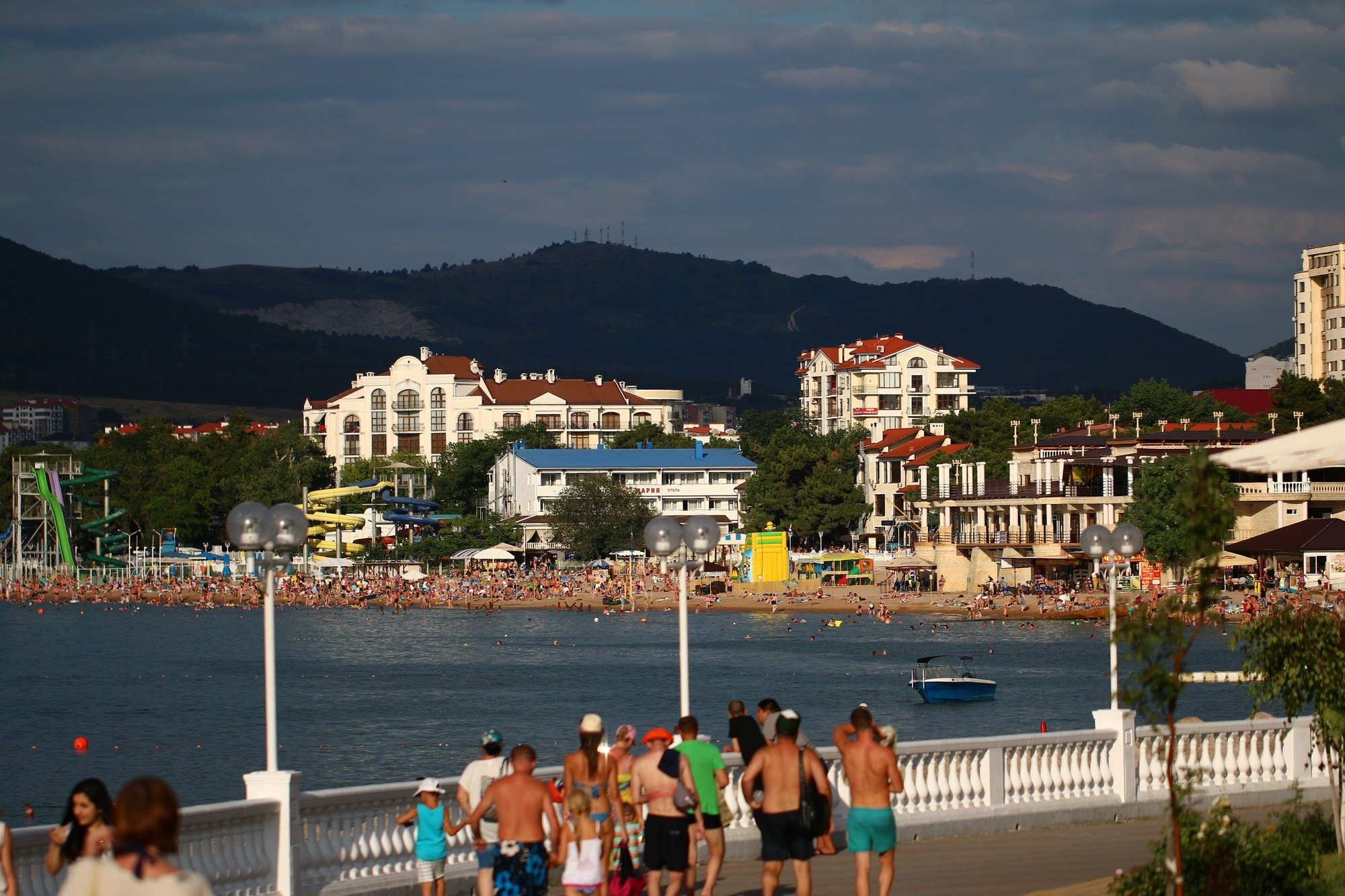 Геленджик 2016 г. Улица, люди, жизнь…